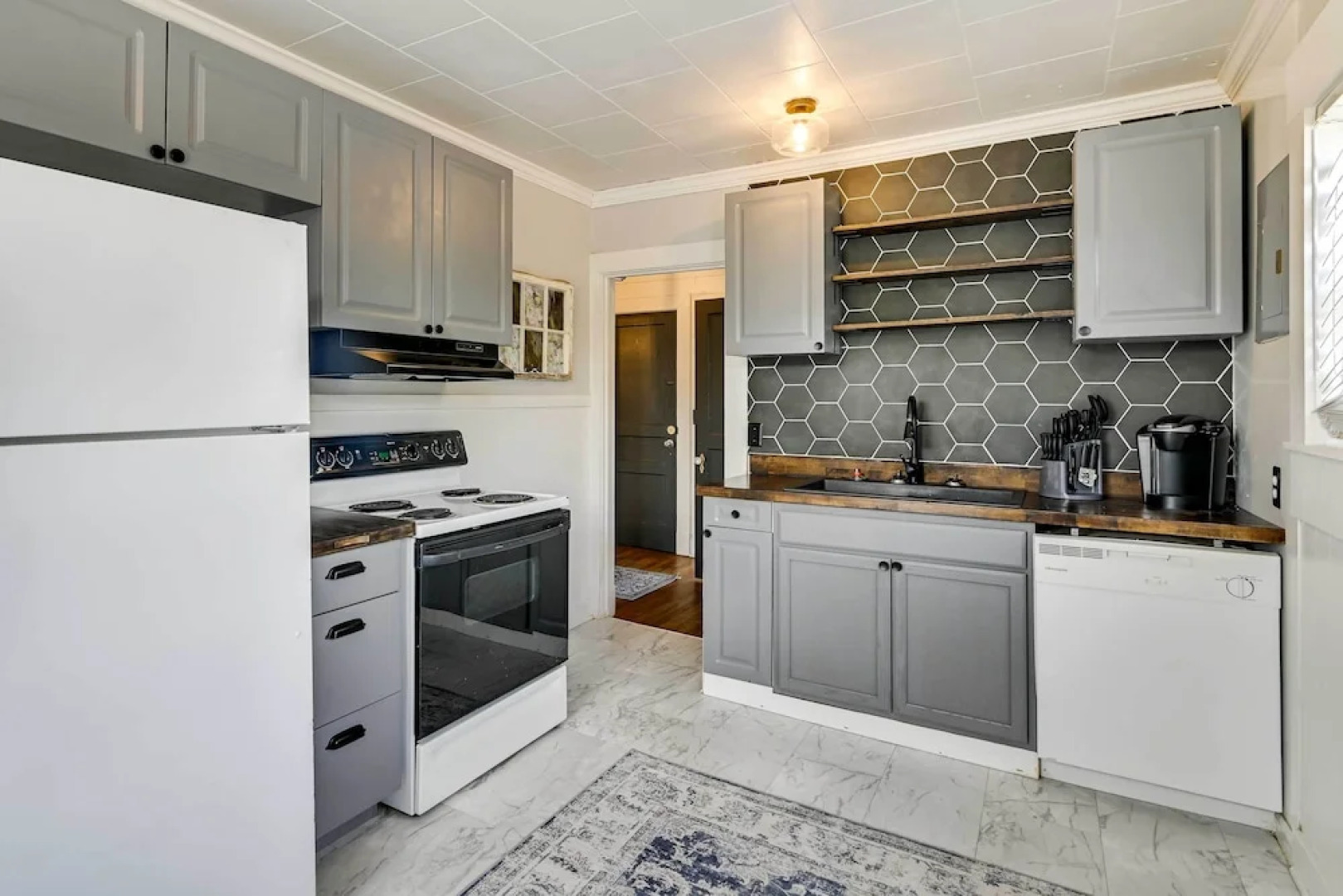 Cozy Starkville Apartment: Walk to Main Street!