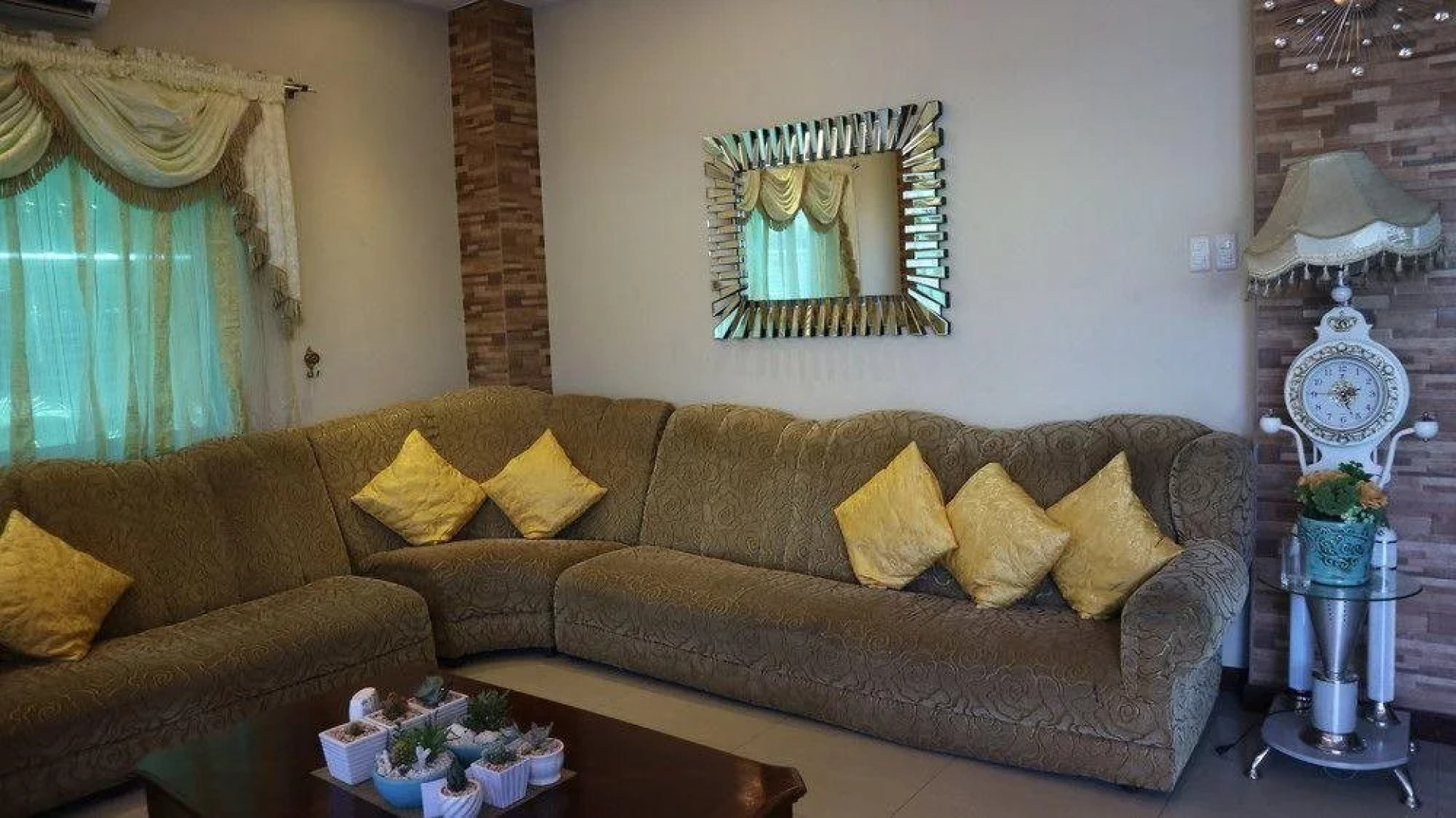 Celbyrne Pension Hauz