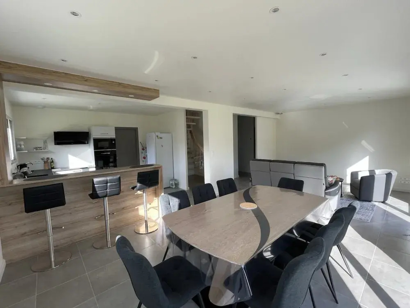 Spacious House Near Pink Granite Coast