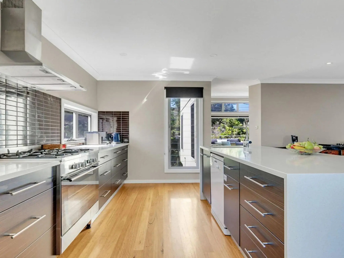 Sunshine Beach House-25 Metre Walk To The Beach