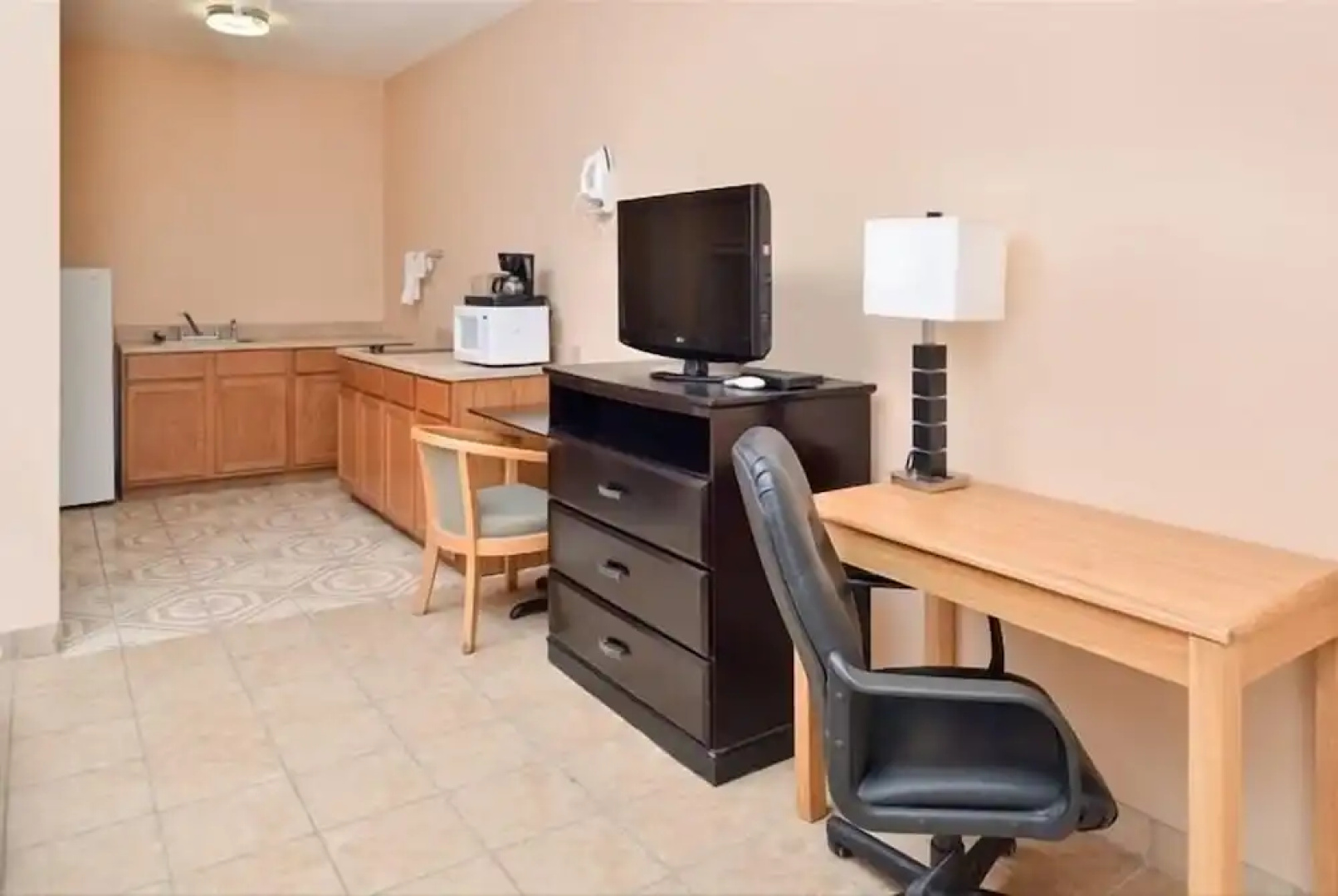 La Bonita Inn And Suites