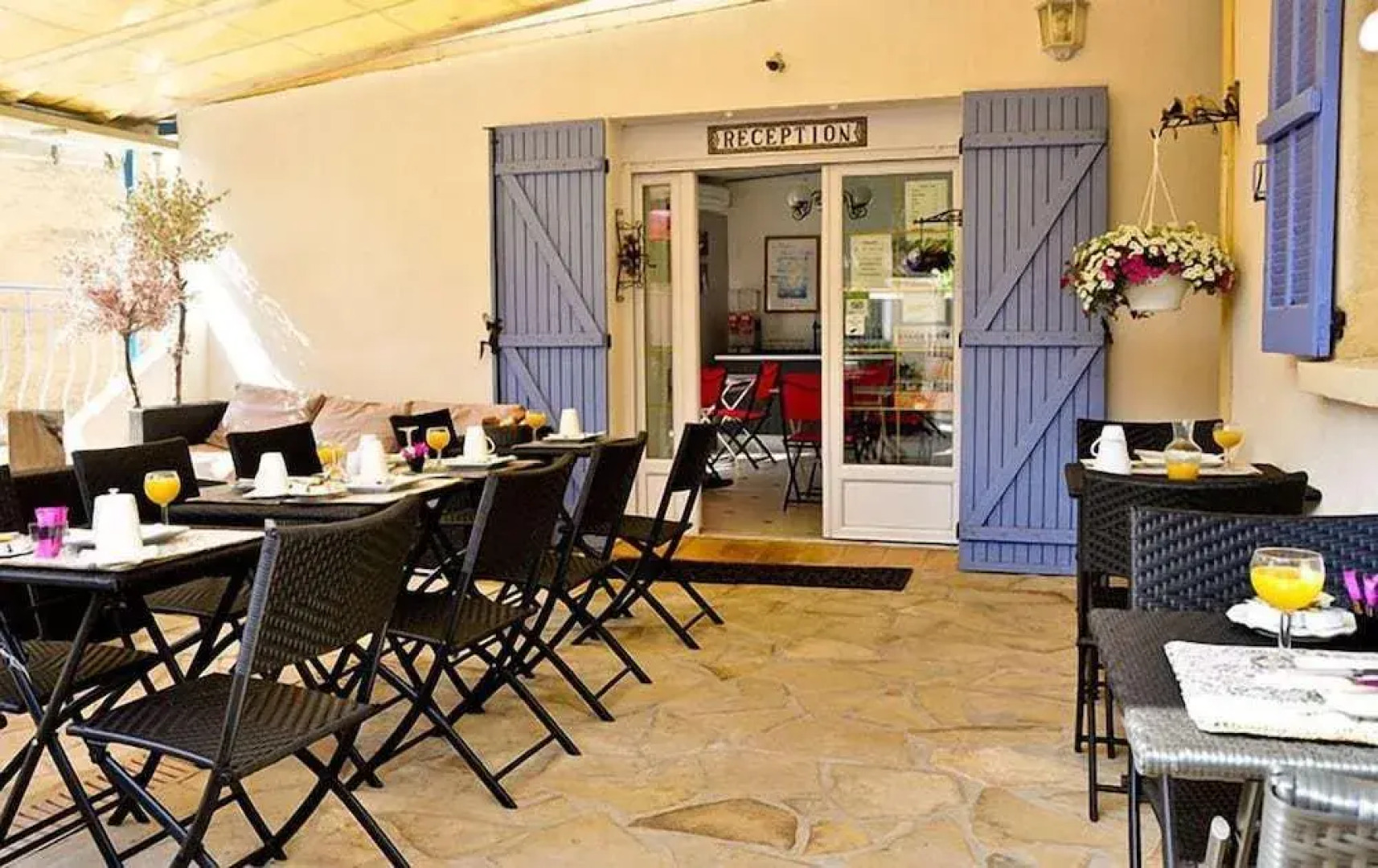 Escale au soleil Hôtel et Appartement