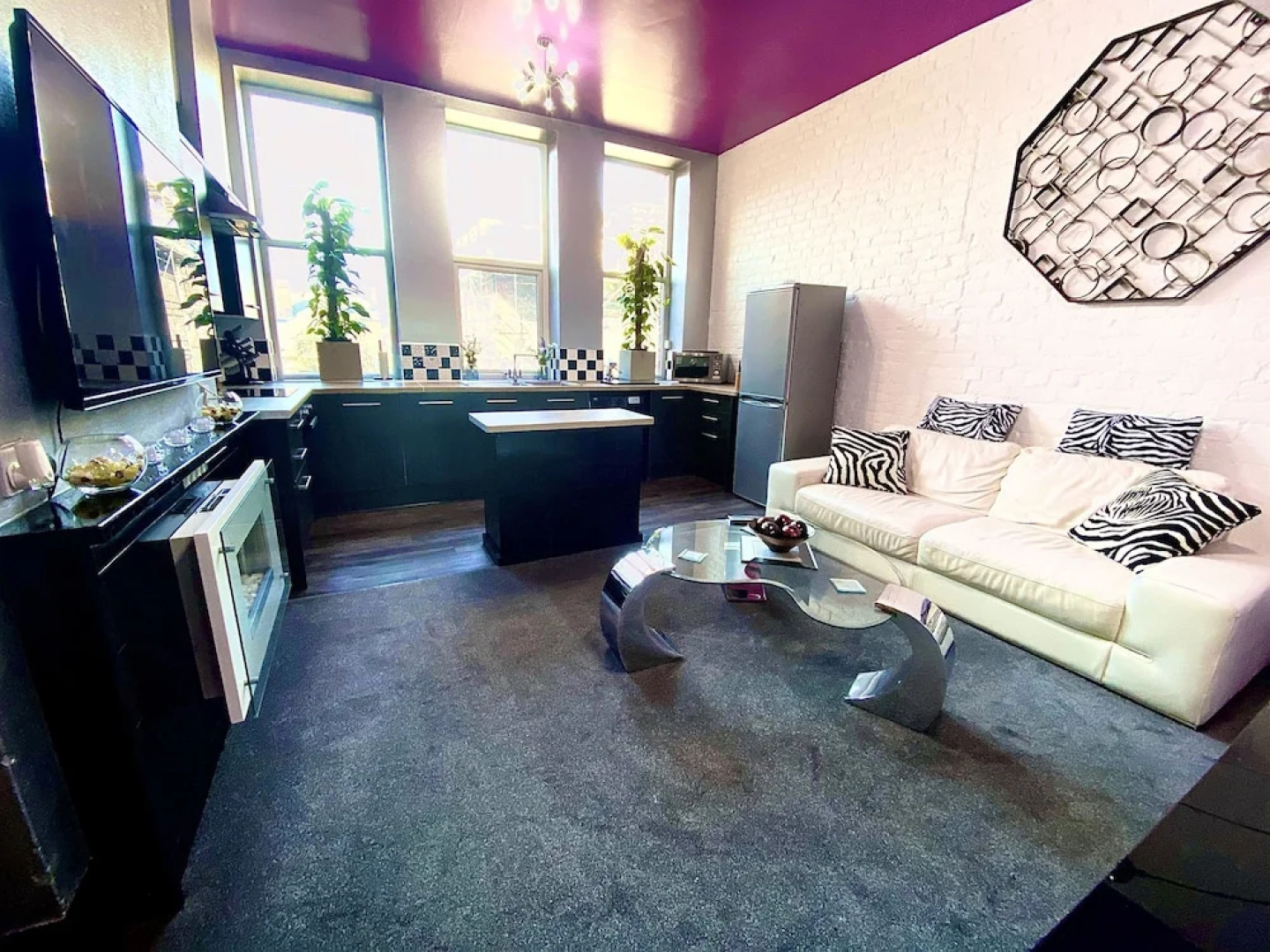 PHOENIX Executive Apartments