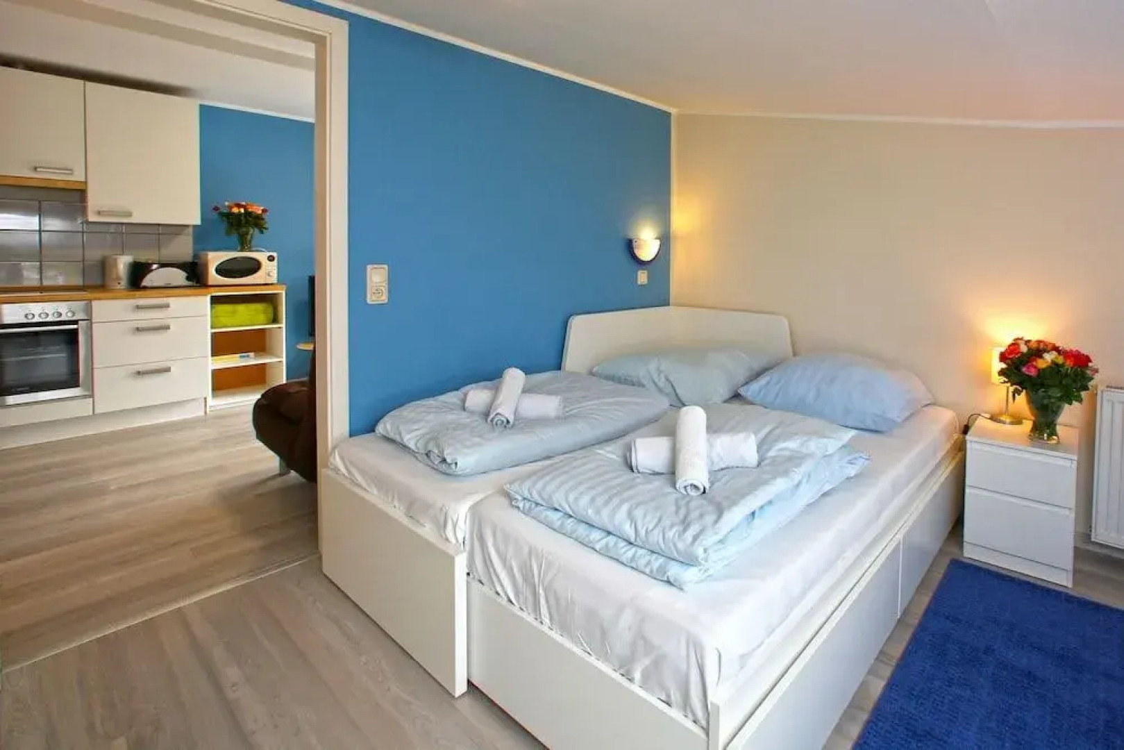 Vintage Houseboats at Niderviller Harbor by Kuhnle-Tours