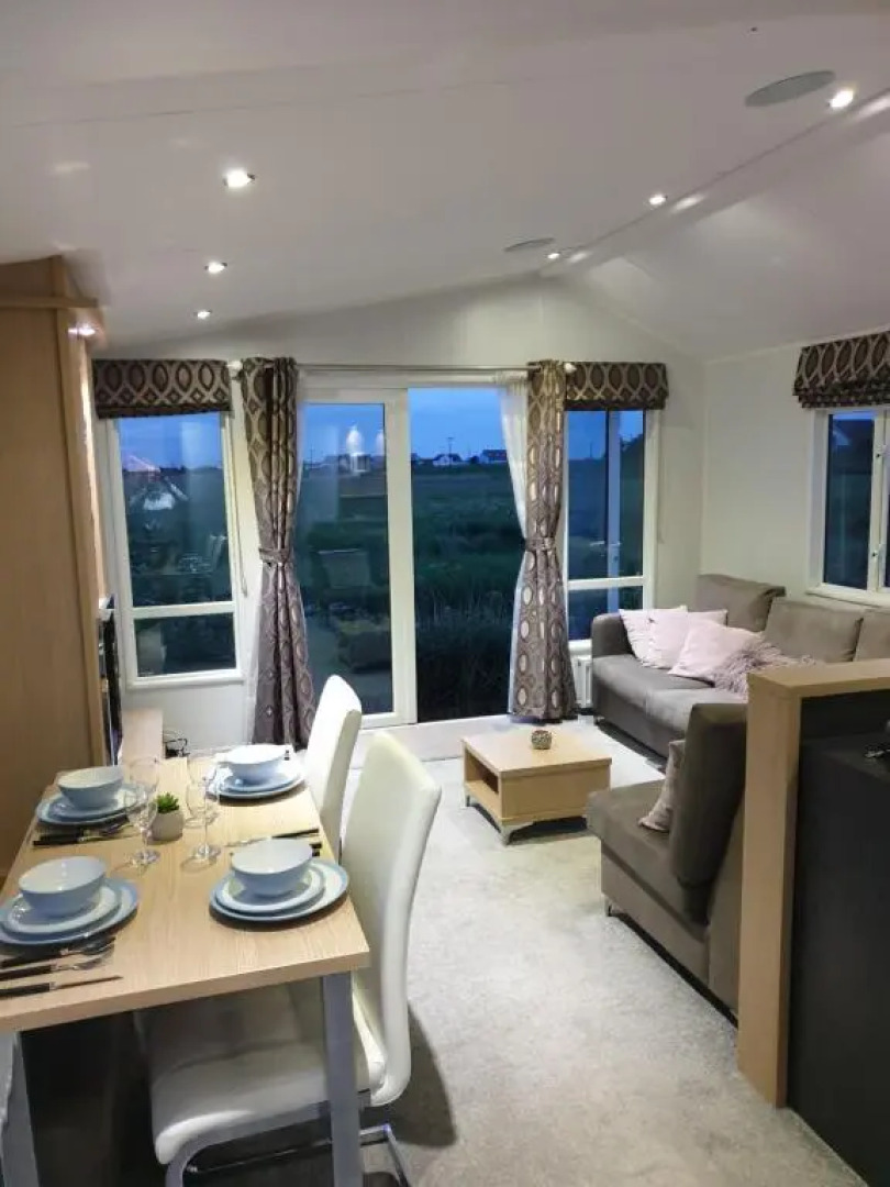 Waterman’s retreat holiday villa in Alberta park