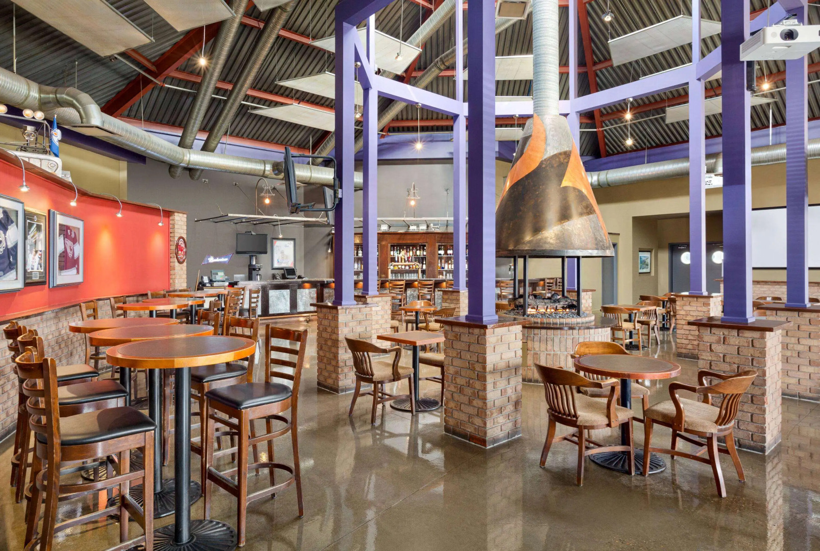 Royal Hotel Edmonton Airport, Trademark Collection by Wyndham