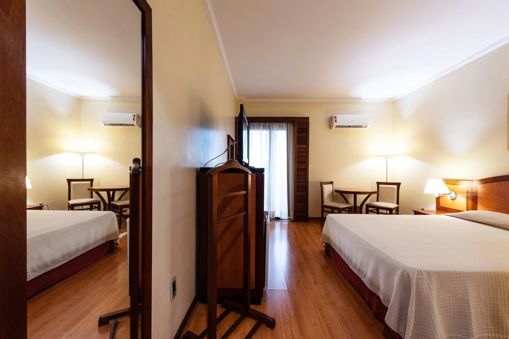 Summit Suítes Hotel Jundiaí