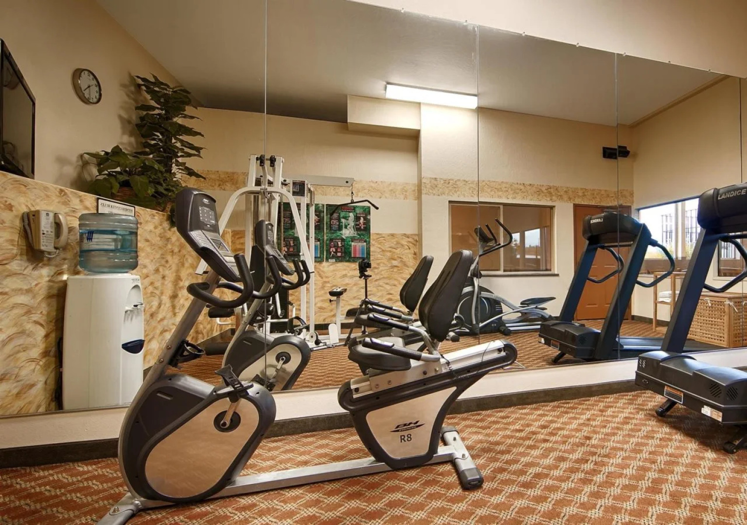 Best Western Holiday Hotel