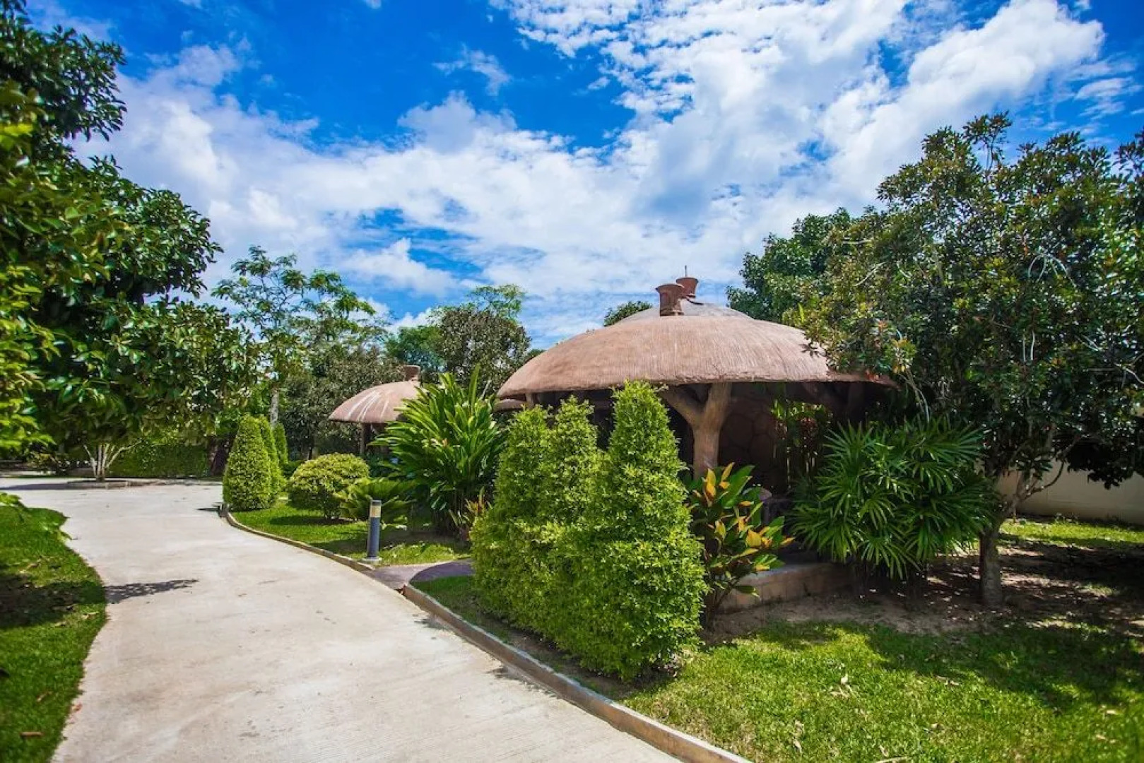 Capital O 370 Nernkhao Resort