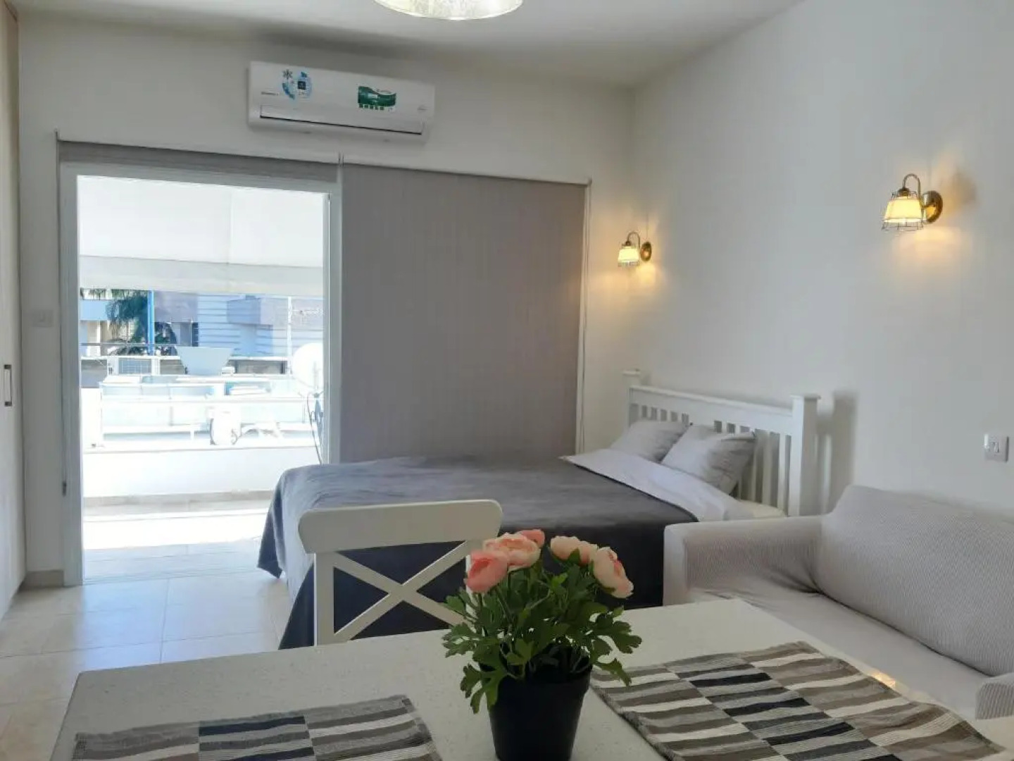 Sun sea B102 apartment by the beach