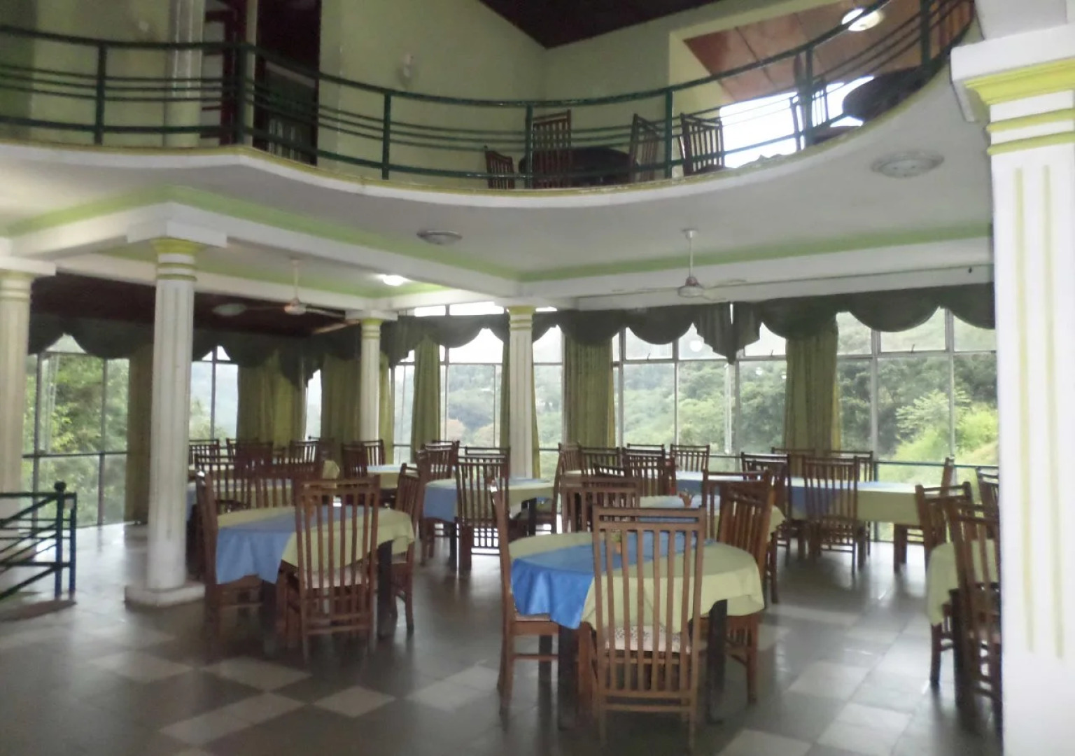 Green Woods Holiday Inn