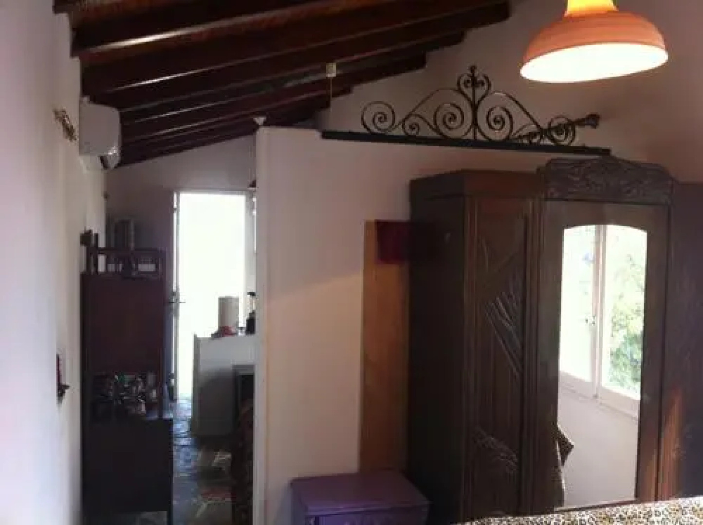 1911 Poros Country Retreat