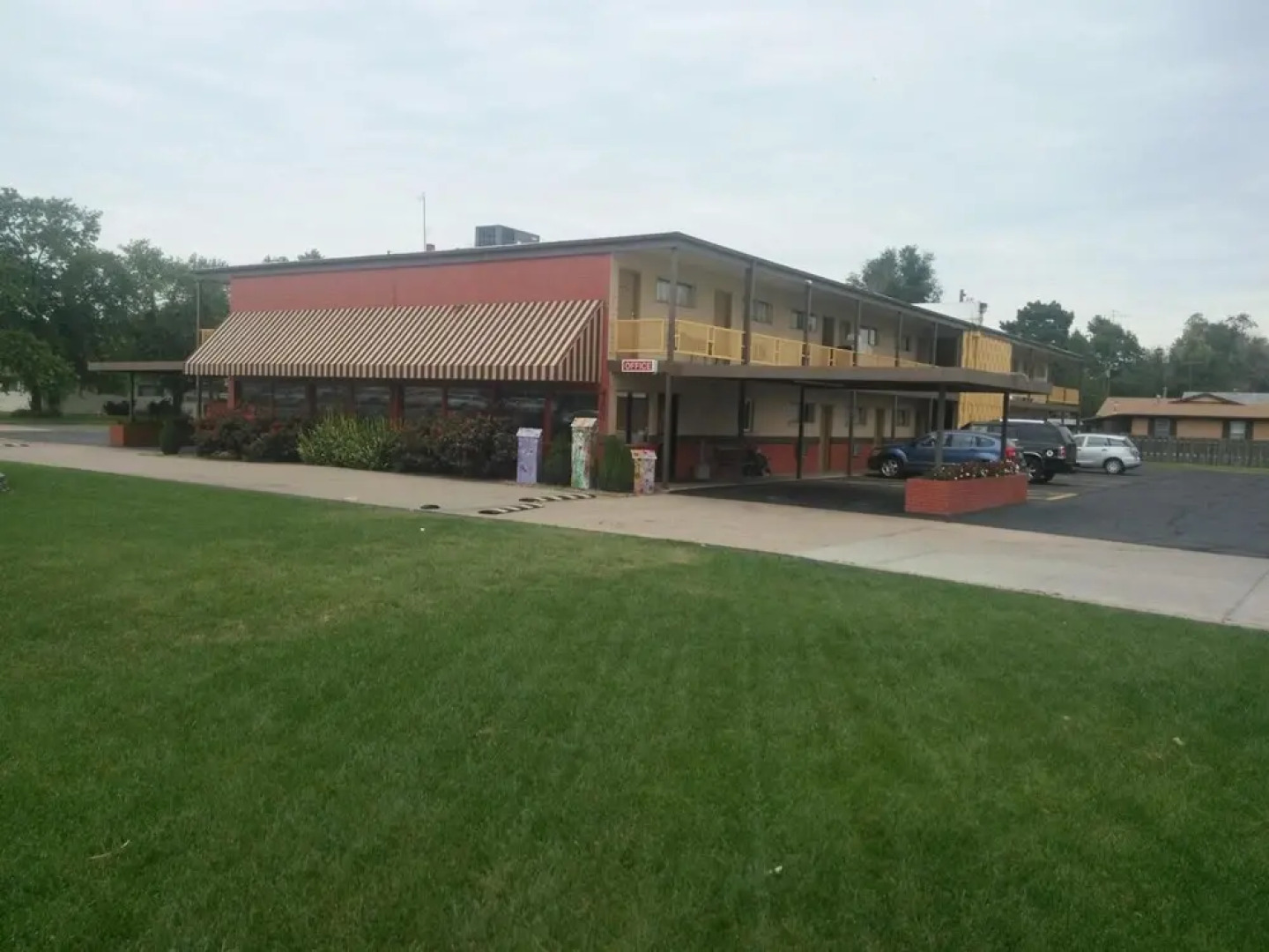 Traveler's Budget Inn