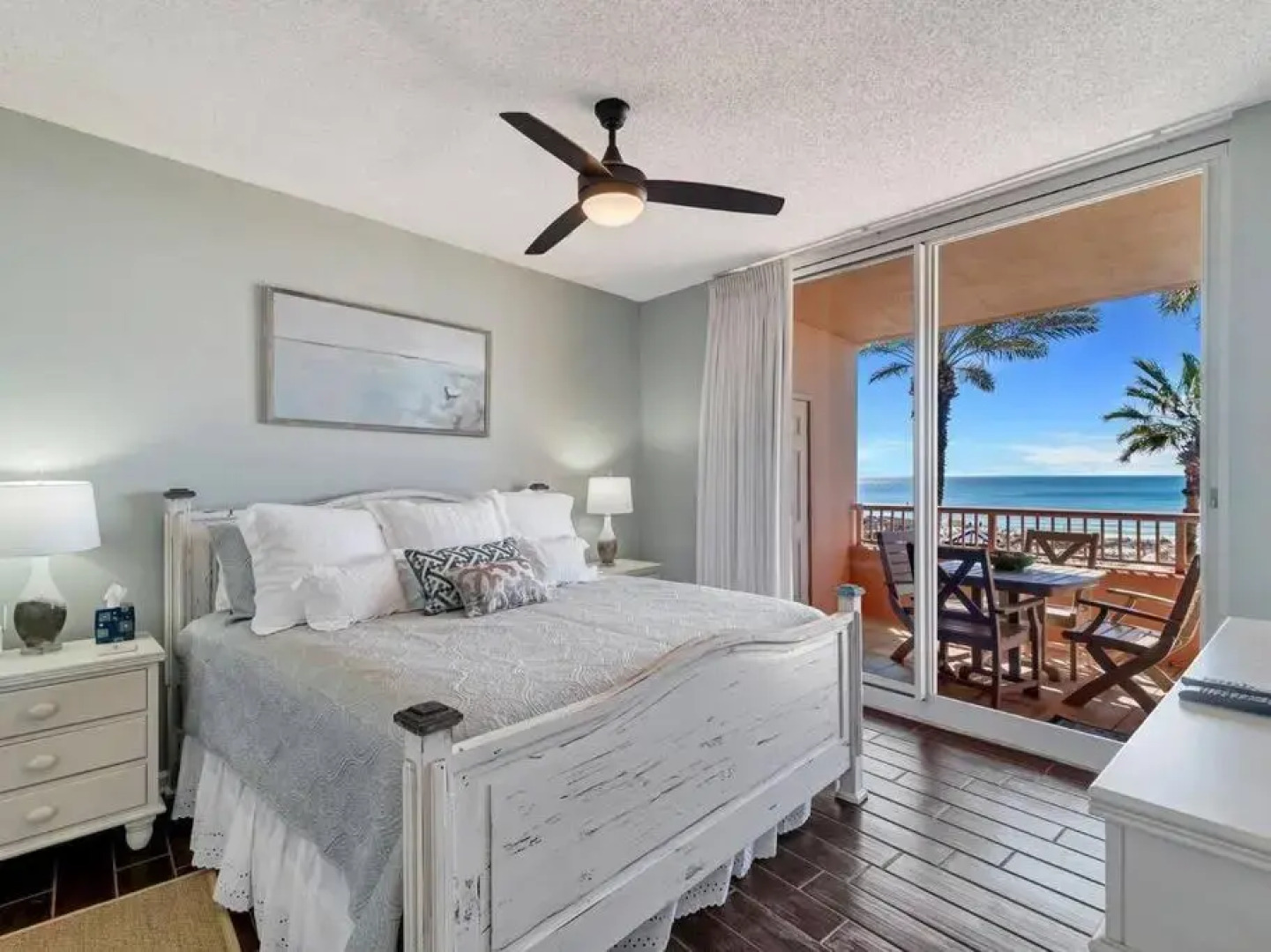 The Beach Club Doral 306 - Spacious Beachfront Condo!