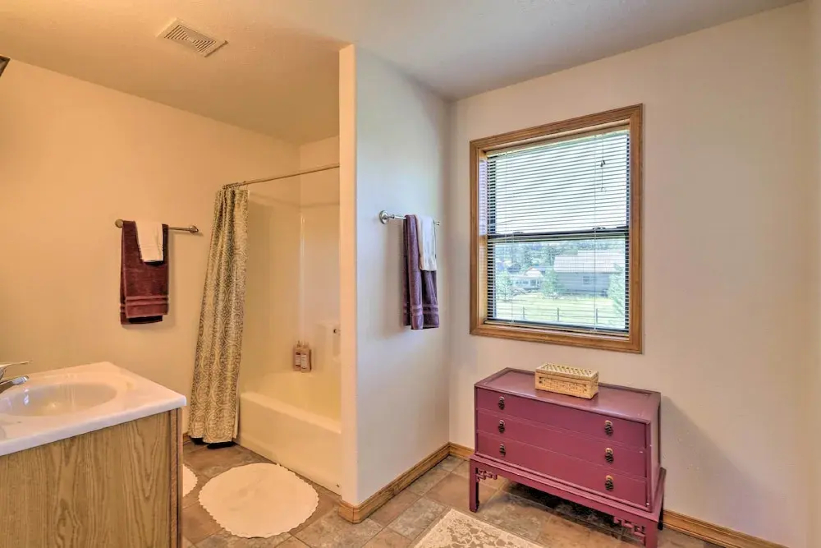 Ski, Soak & Explore! Spacious Pagosa Springs Home