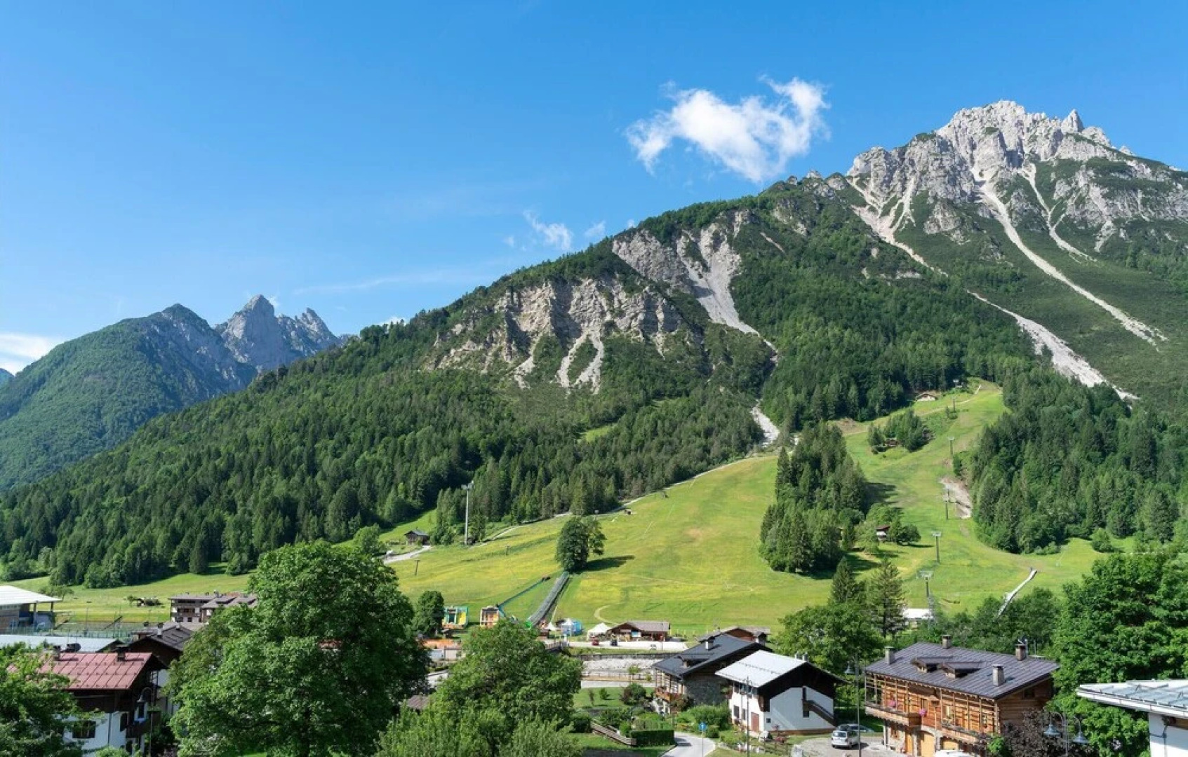 Amazing Apartment in Ovaro With 1 Bedrooms and Wifi