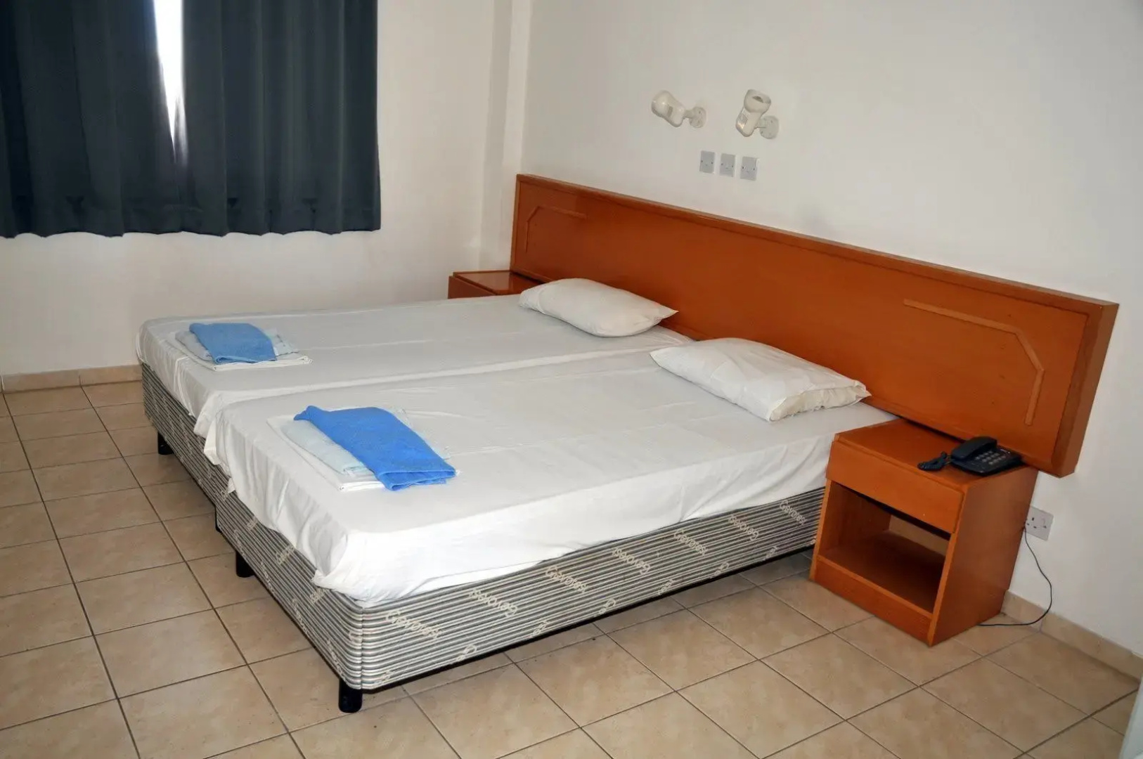 DebbieXenia Hotel Apartments