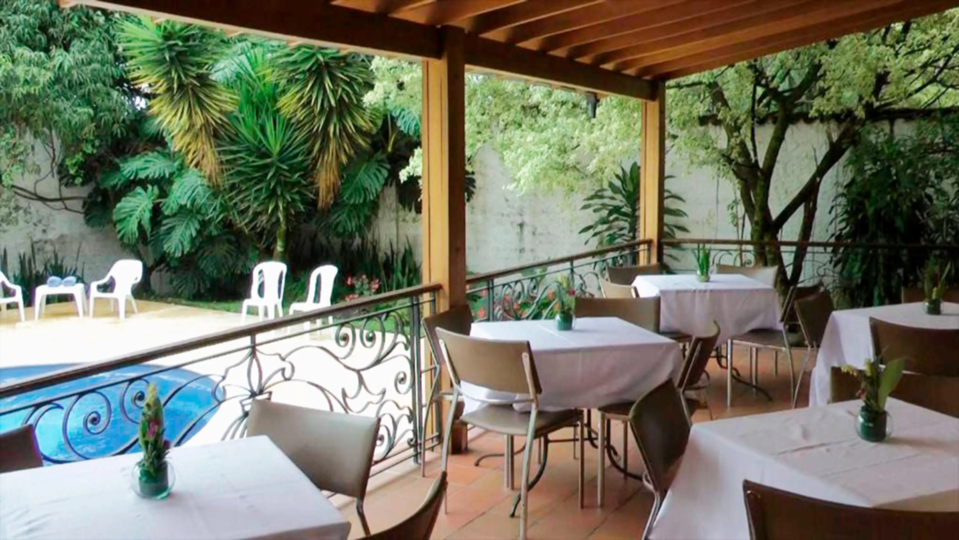 Hotel Portales Del Campestre