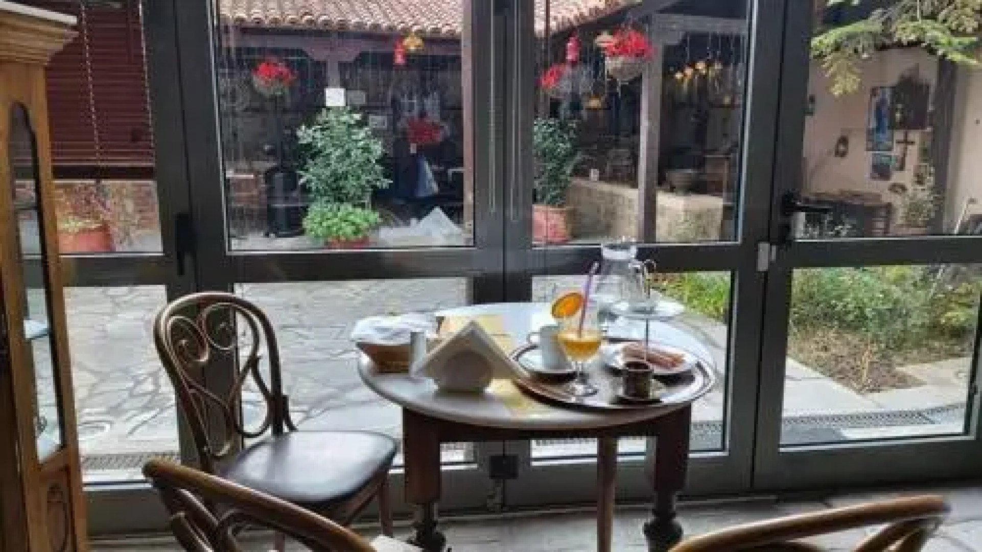 Hagiati Traditional Hotel