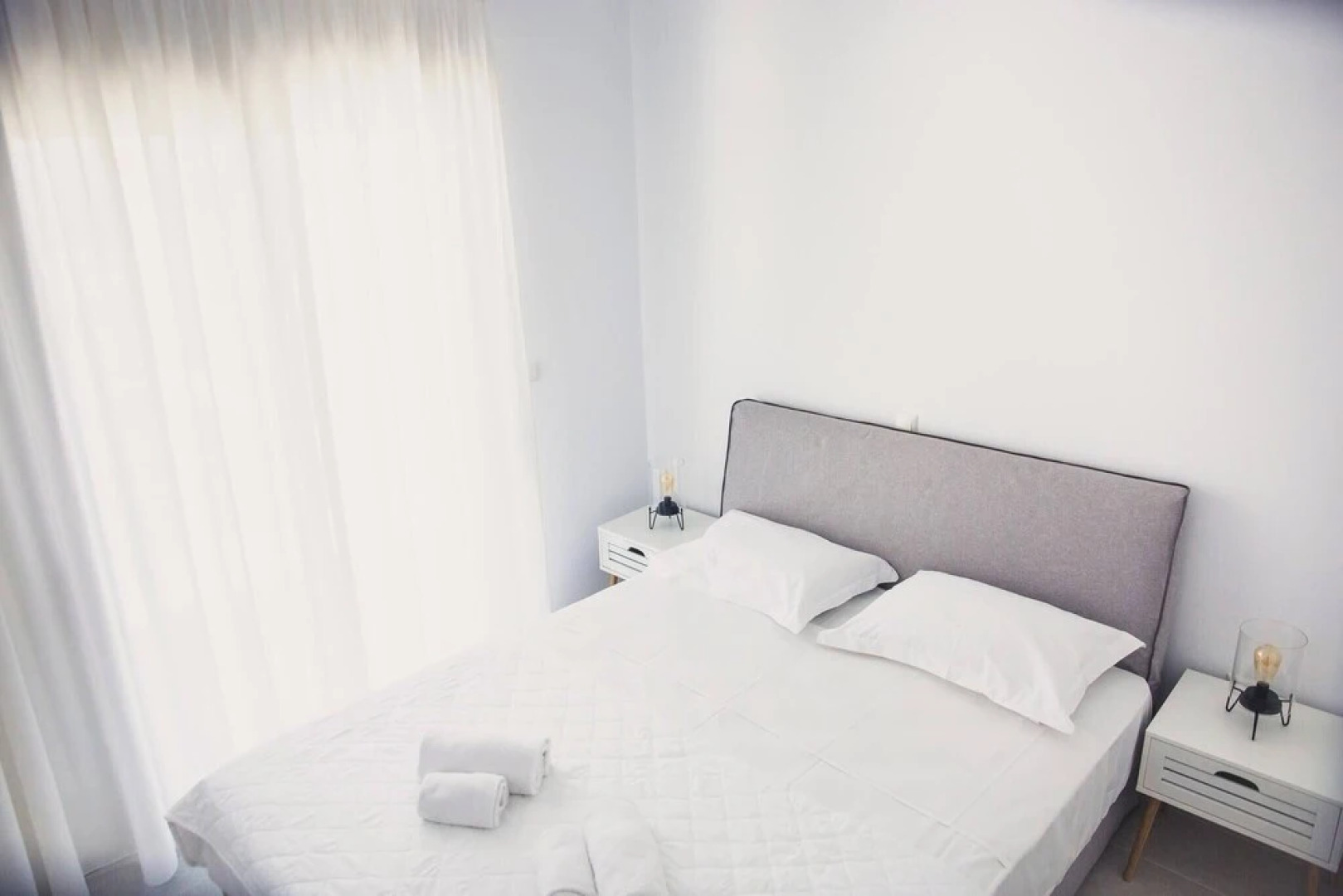 Starlight Villa Guro - 4bd, 4ba, 4min To Beach