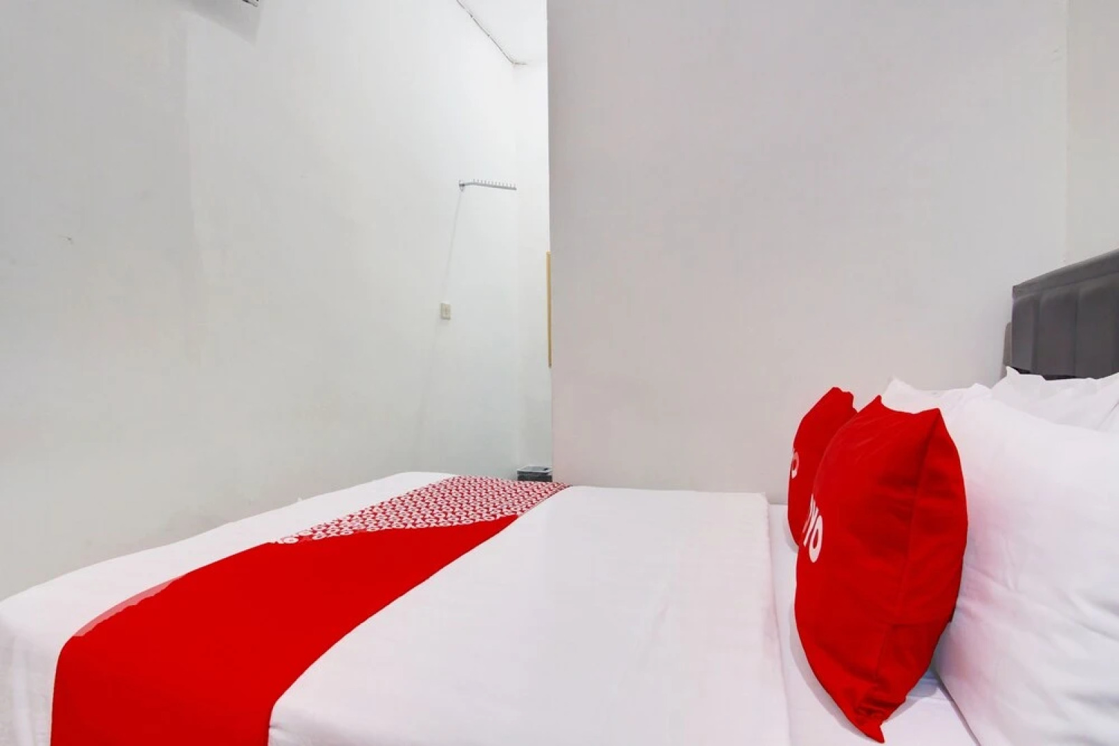 OYO 93188 Soren Hotel And Coffee