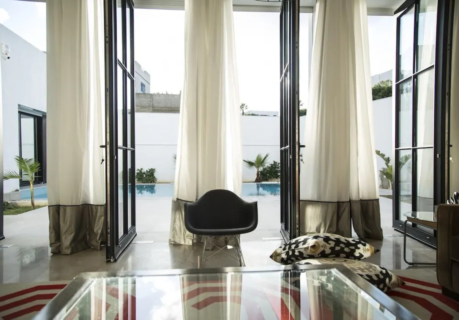 Les Verrières De Gammarth: Villa moderne +Piscine