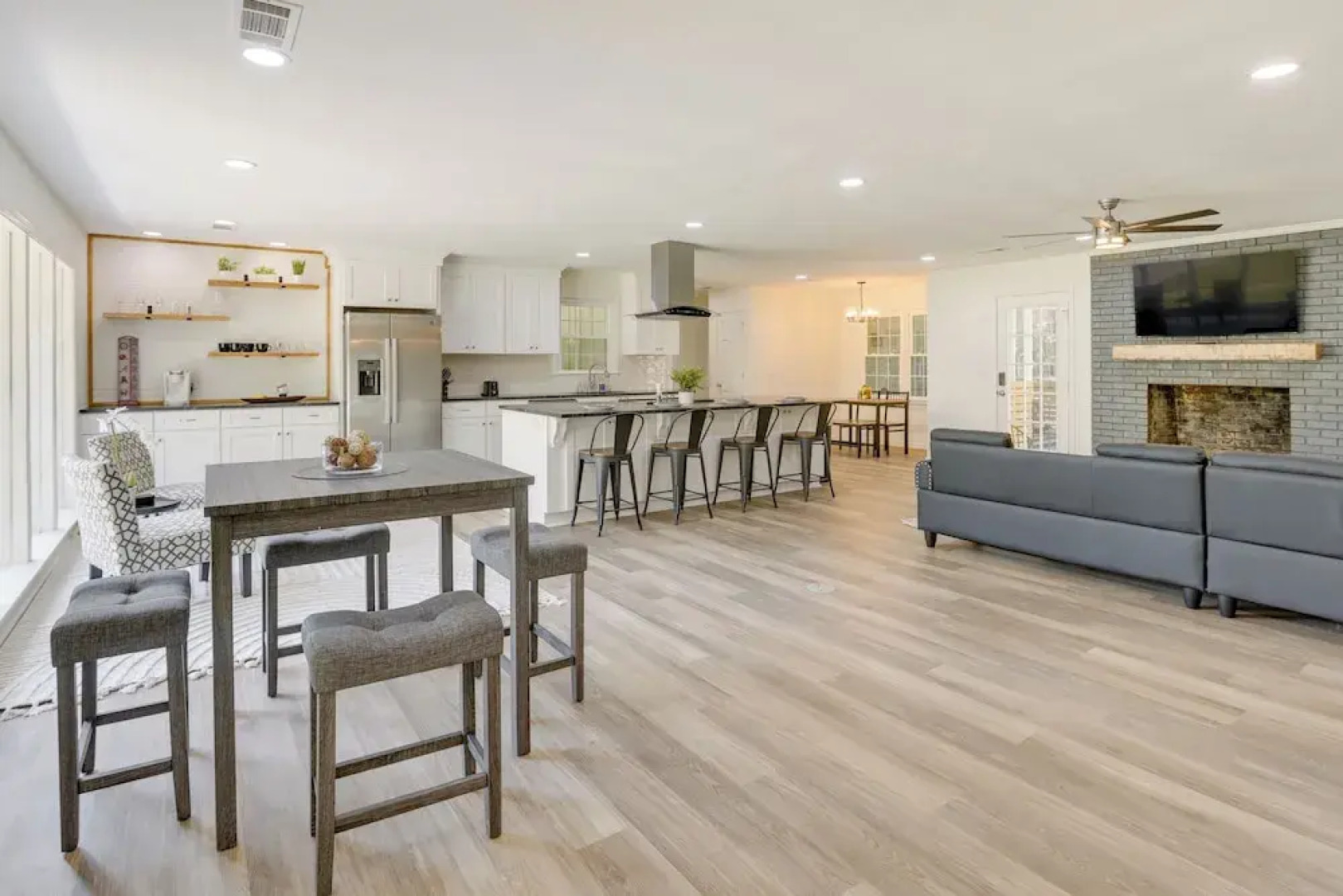 Northport Game Day Getaway: 5 Mi to University!