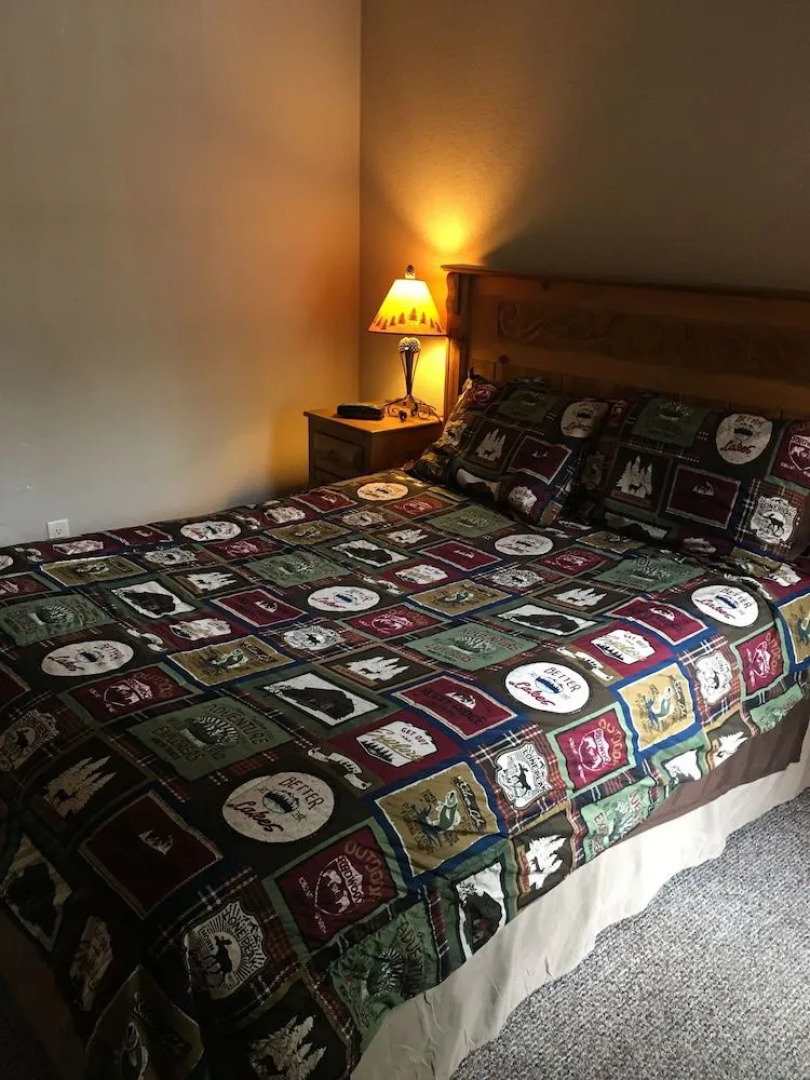 The Lodge at Lazy Bear Retreat