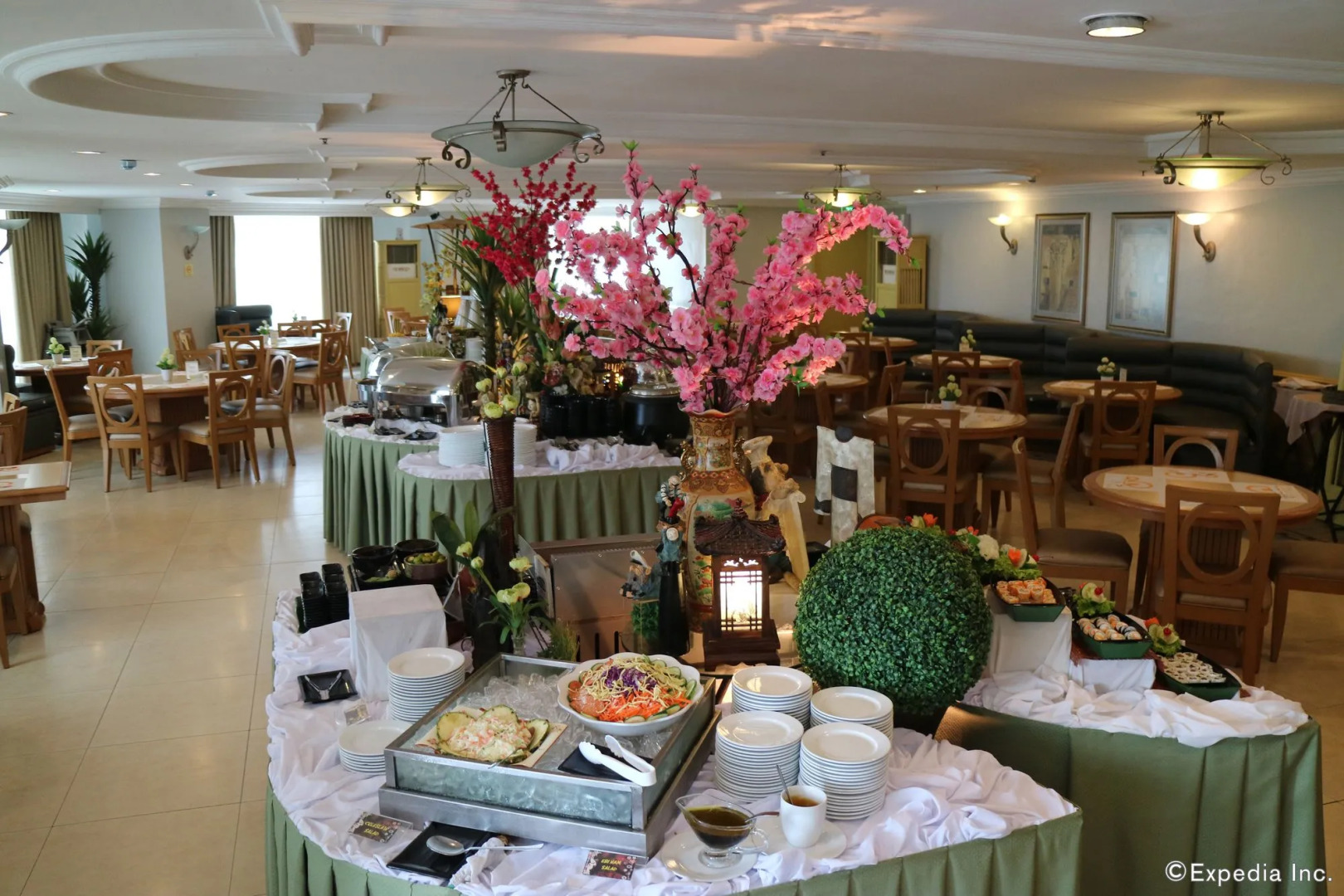 The Grand Dame Hotel