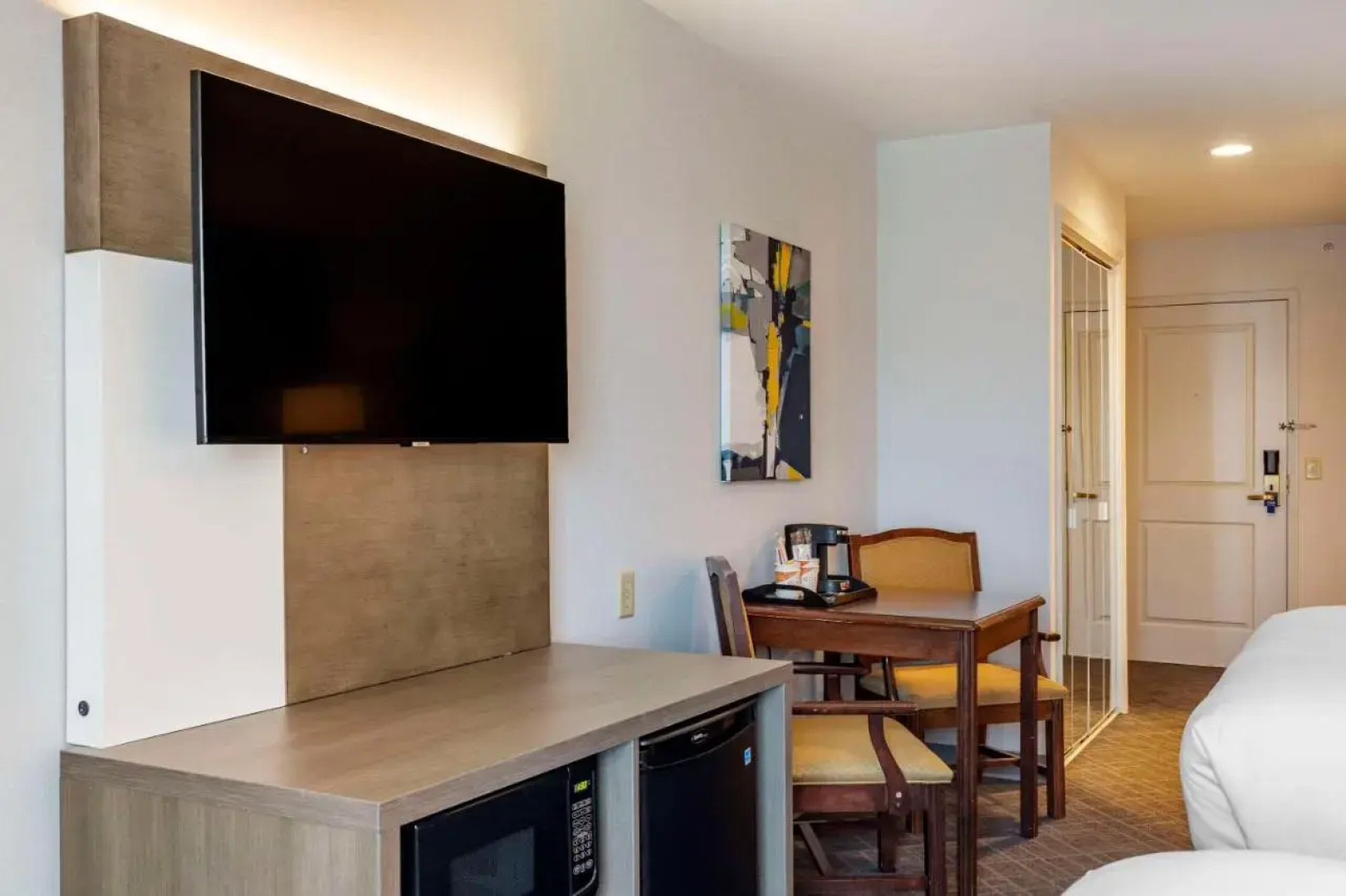 Comfort Inn & Suites East Greenbush - Albany