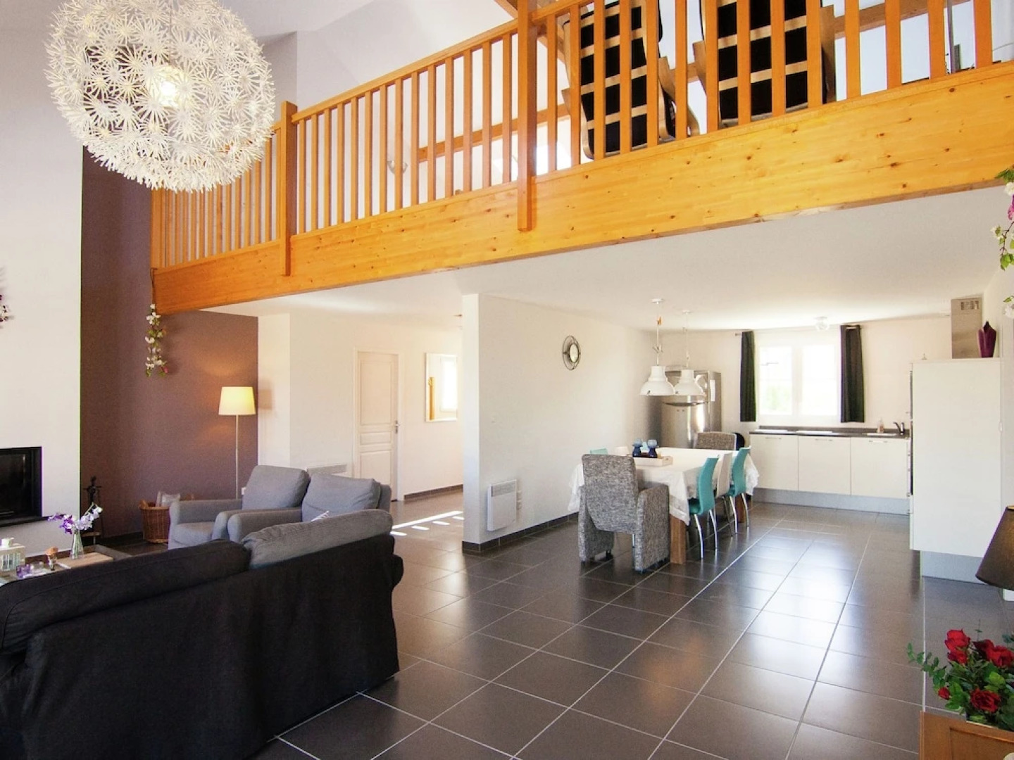 Luxury Villa With Private Pool Overlooking a Challenging 18-hole Golf Course