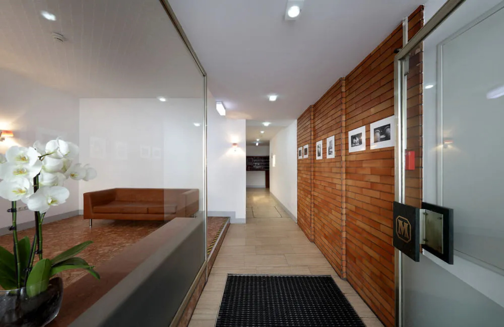 Mate Dependance Hotel