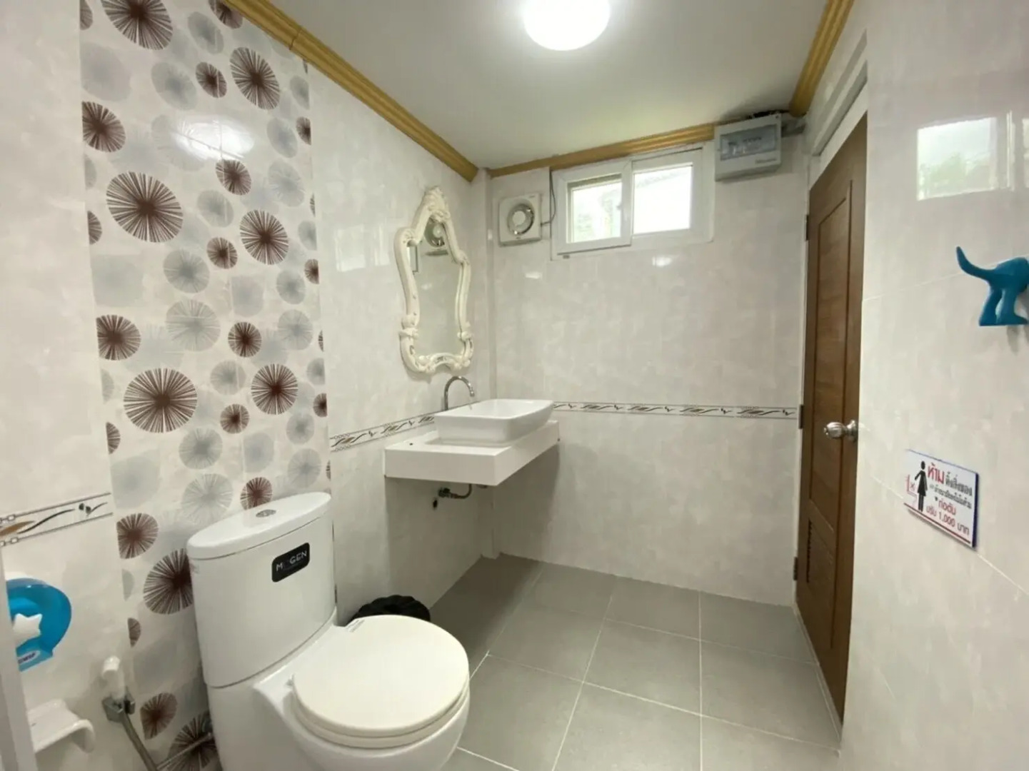 Riverside Hill Resort & Restaurant