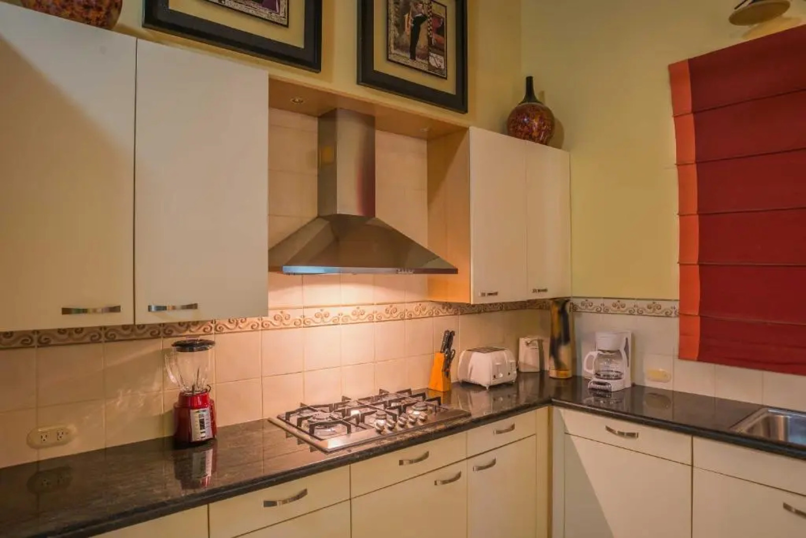 Tierra del Sol Luxury Villa Rentals