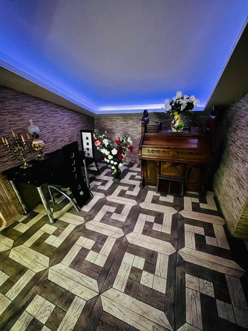 Отель Lux Palace