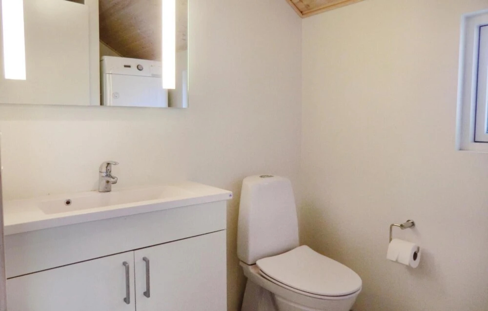 Nice Home in Köpingsvik With 6 Bedrooms, Sauna and Wifi