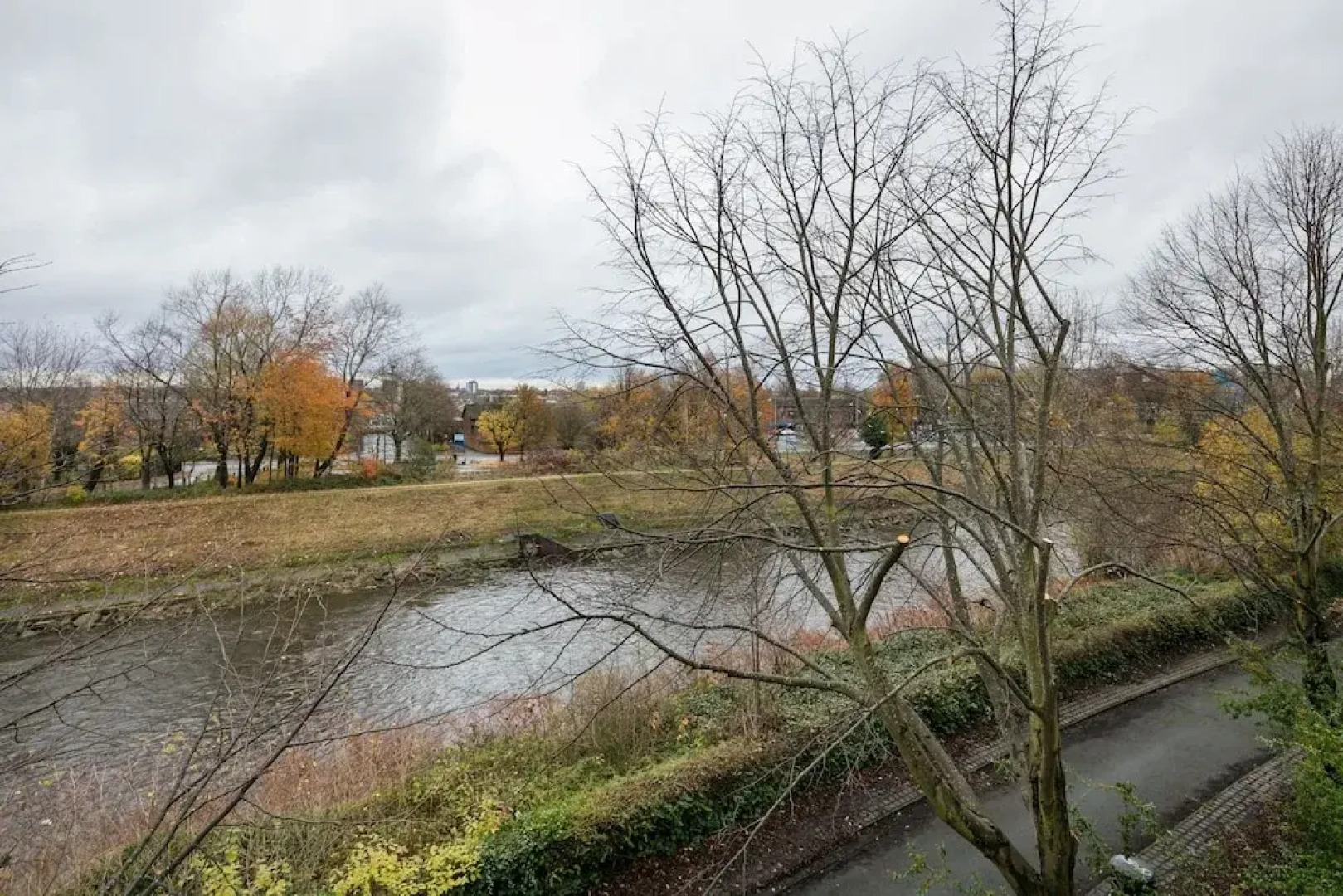 Bluestone Apartments - Riverside