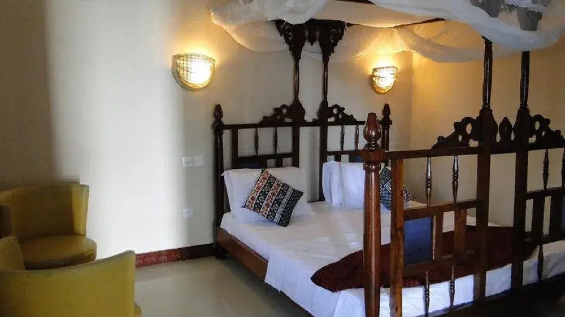 Pwani Silver Sand Beach Hotel