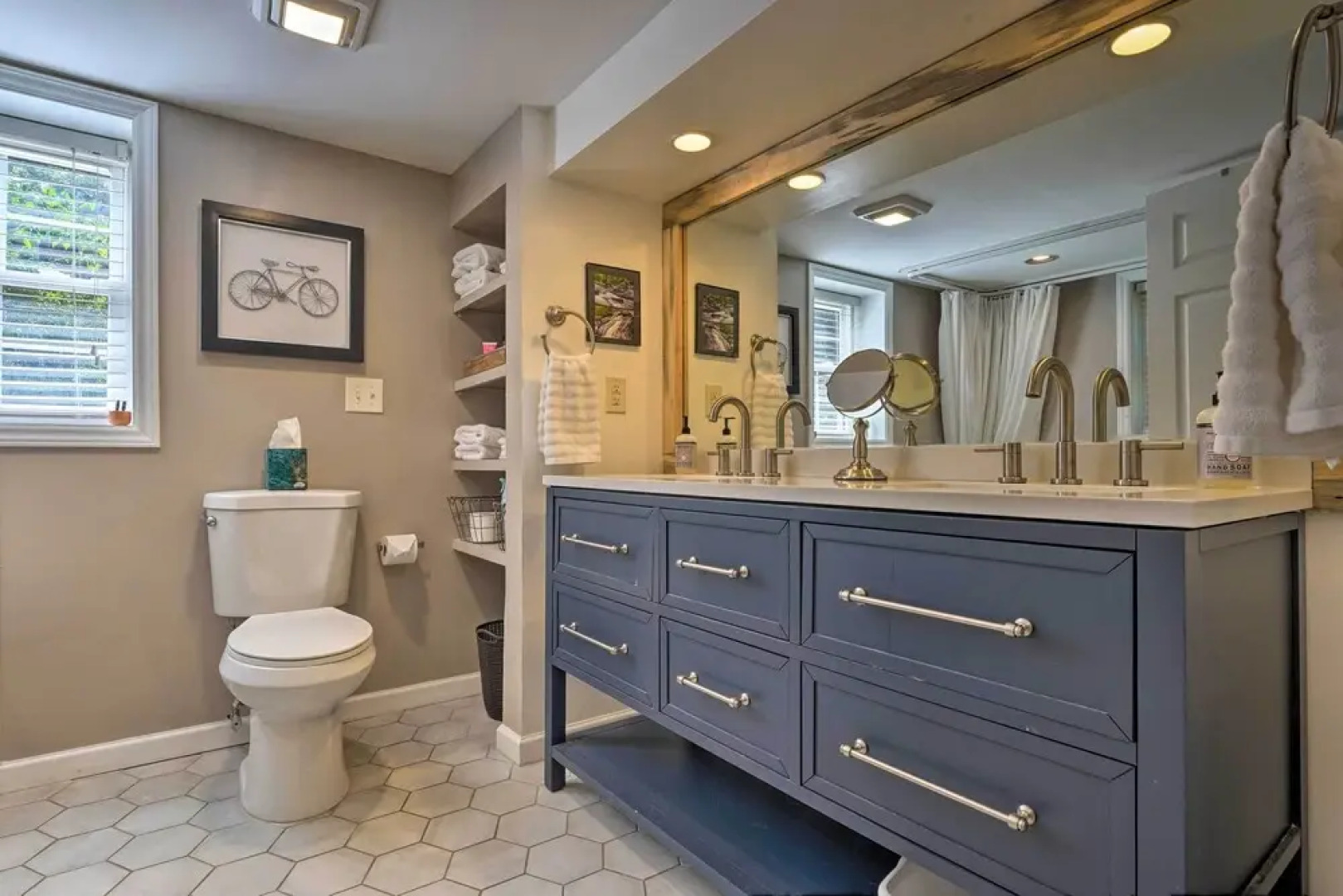 Black Mountain Retreat - Fire Pit & Near Kayaking!