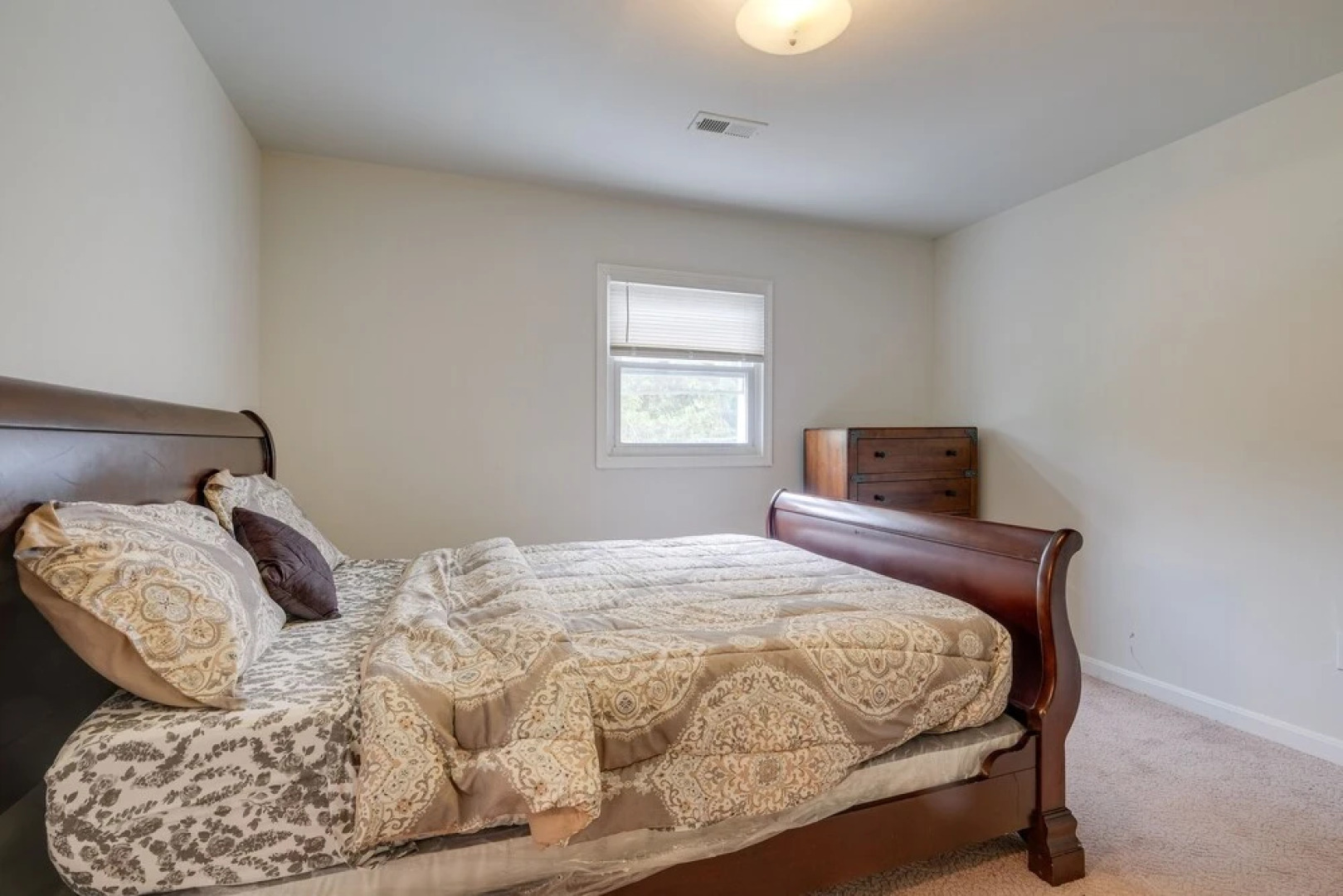 Spacious Triangle Townhome - Near Hiking & Golf!