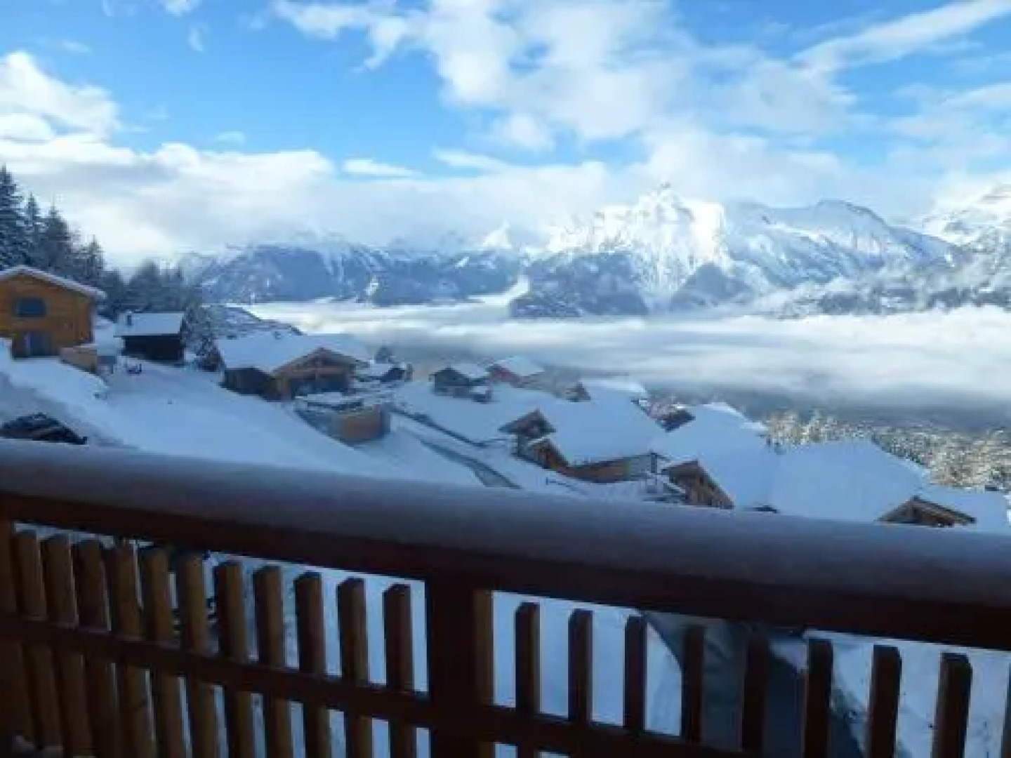 Adele SKI IN & SKI OUT chalet 10 pers