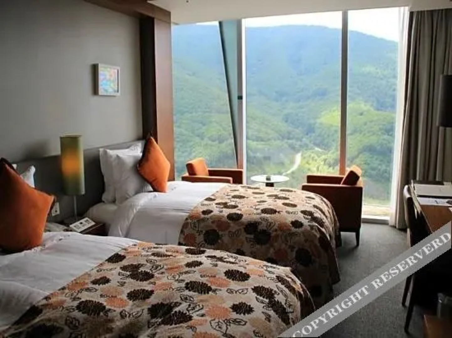 High 1 Convention Hotel