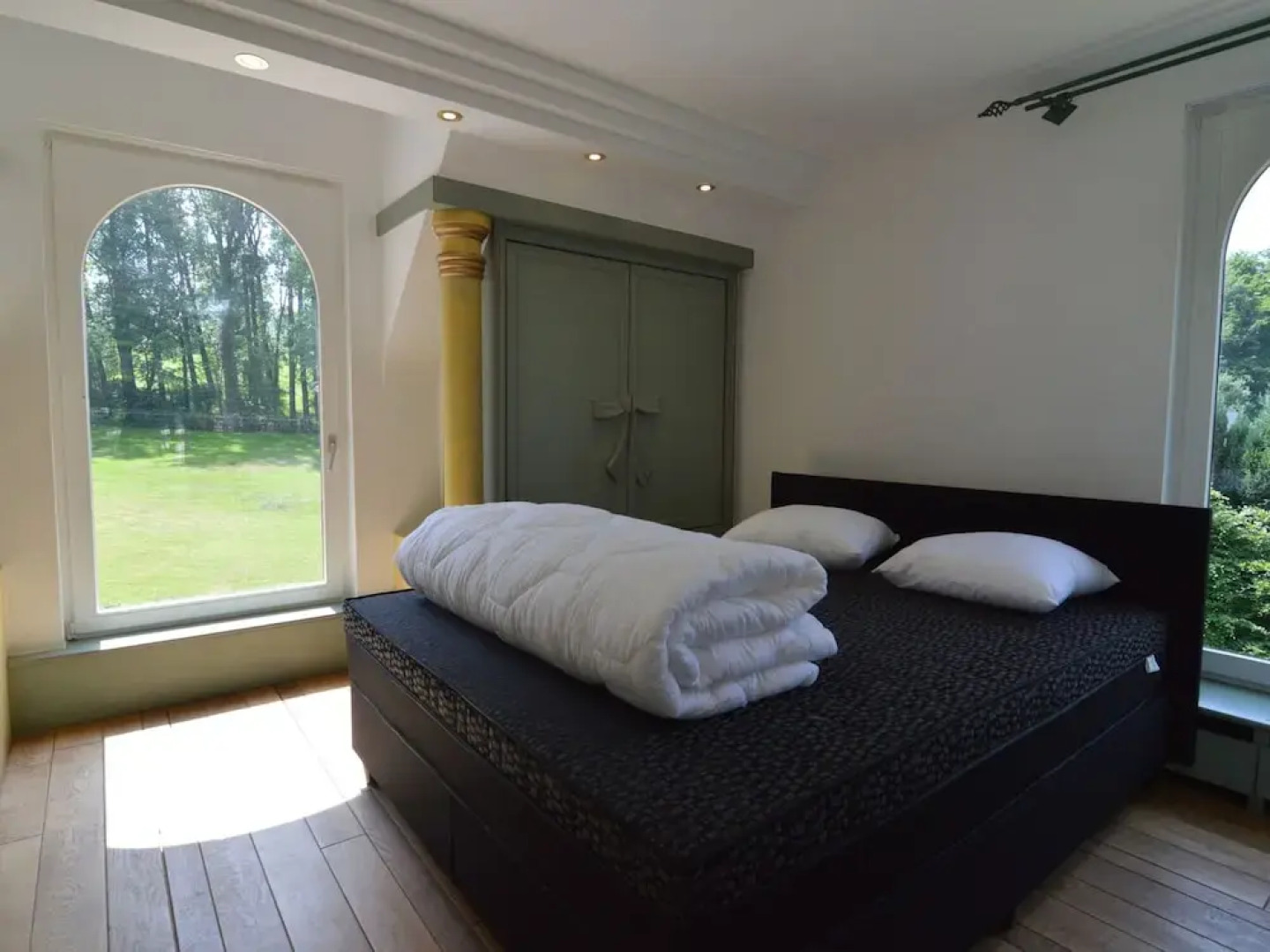 Luxurious Country House