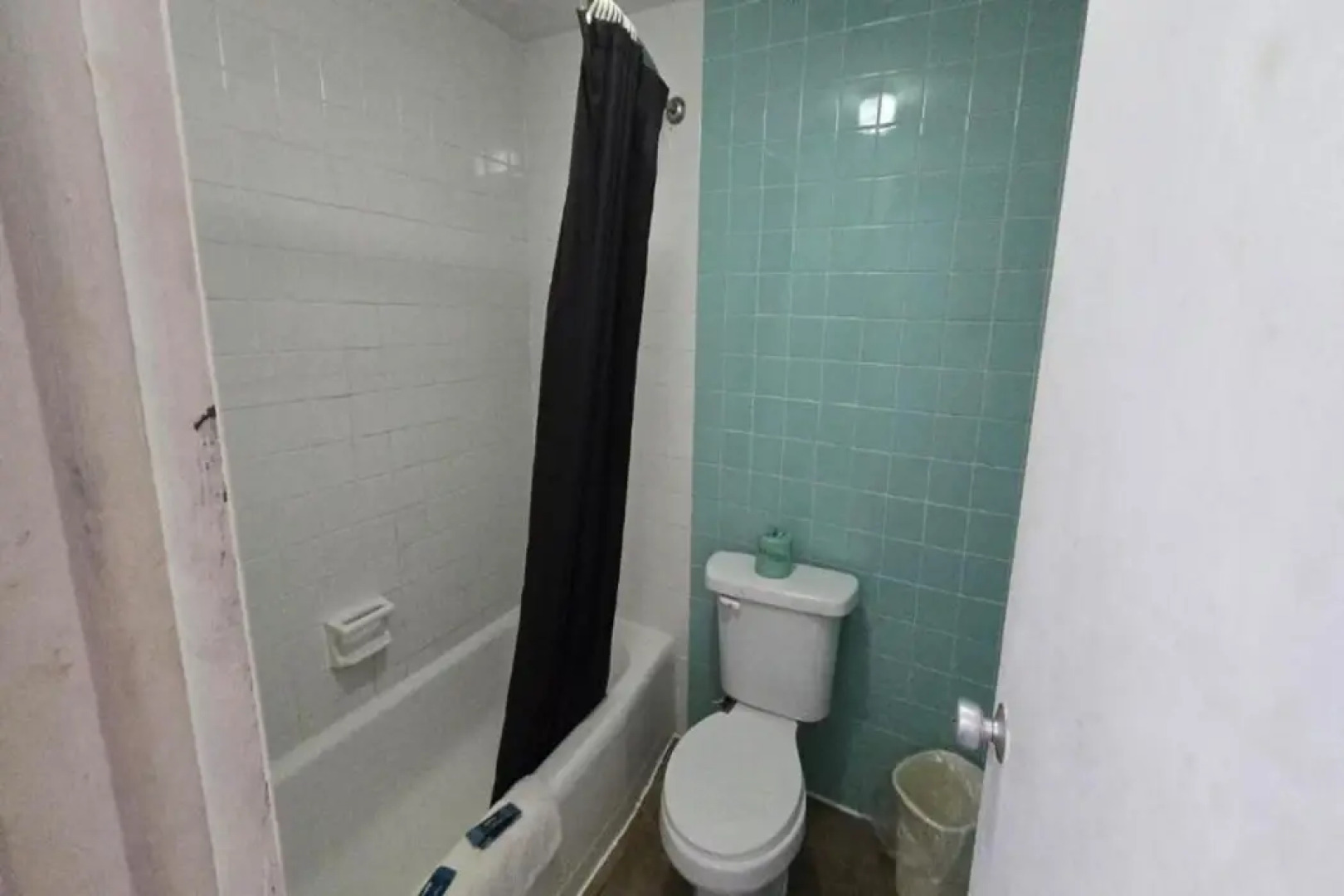 OYO Hickory House Inn