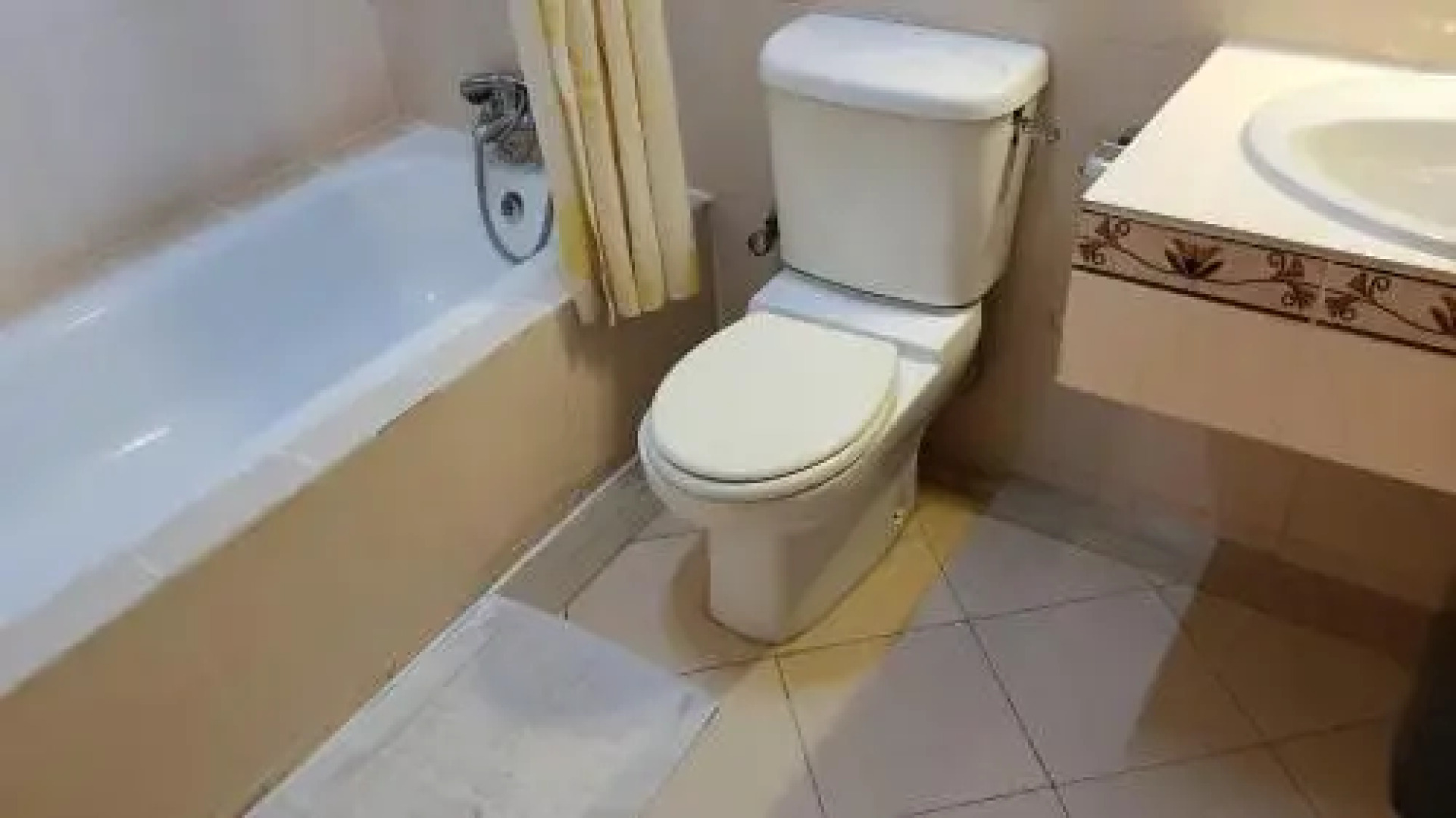 Real Homes - Kyoto Court