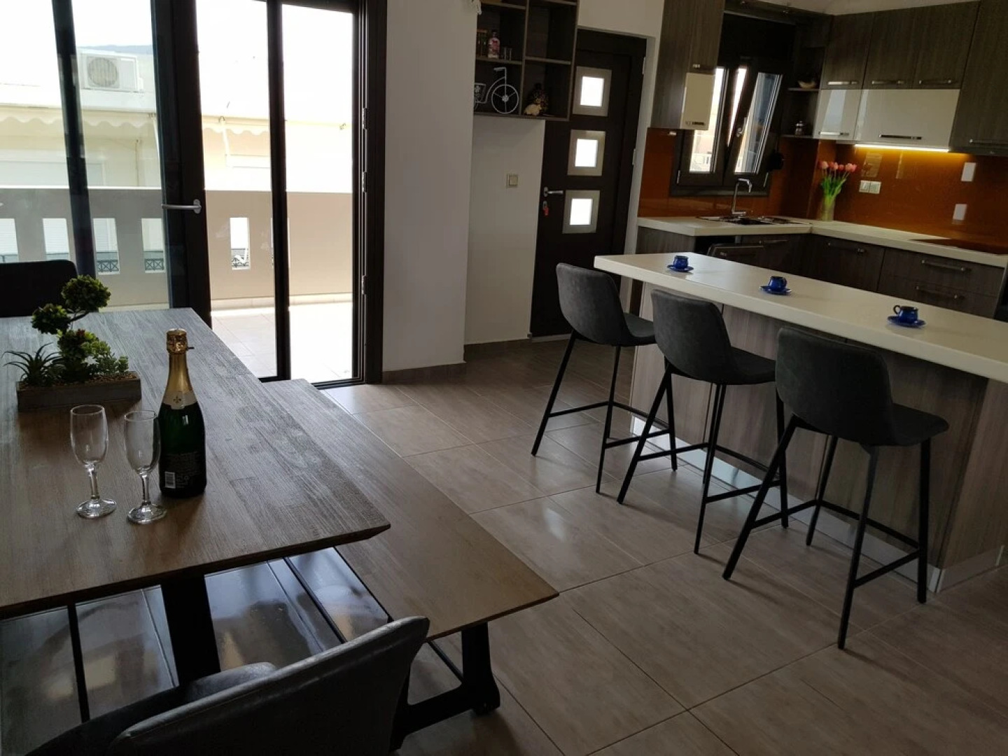 Angela’s Sea View House