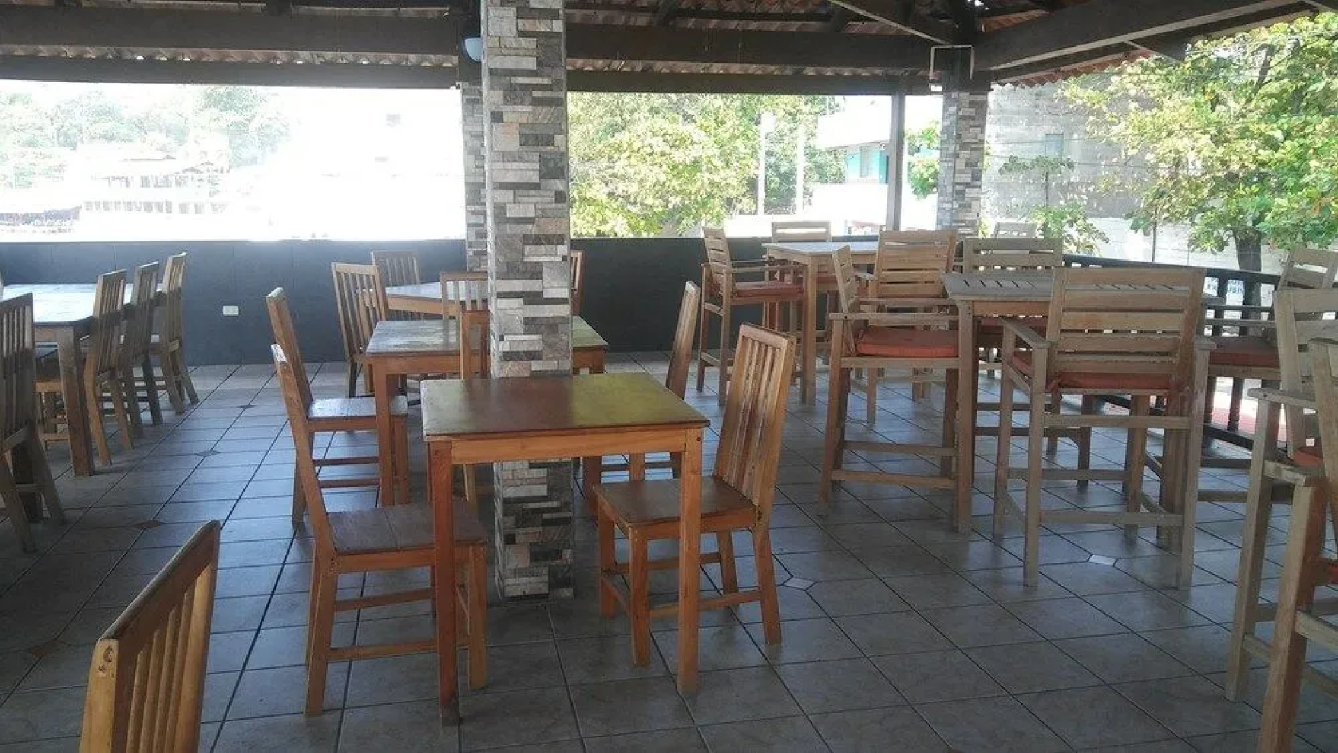 Punta Roca Surf Resort