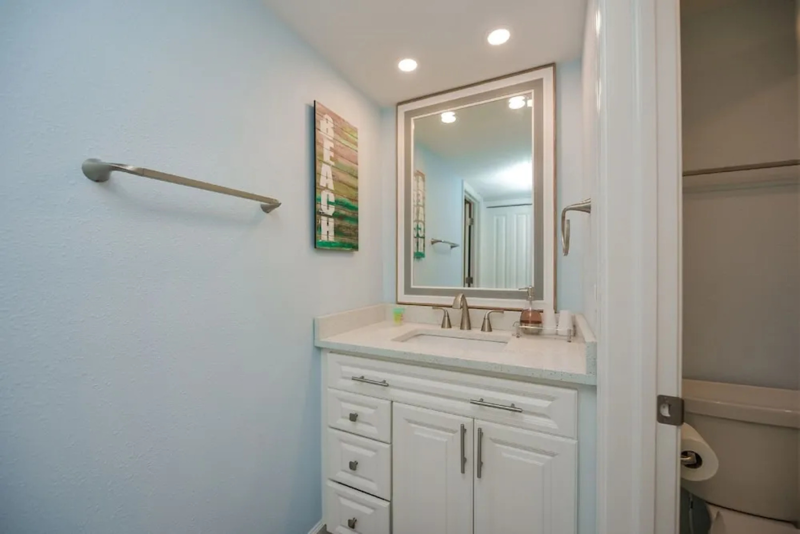 Bay Oaks by Beachside Management