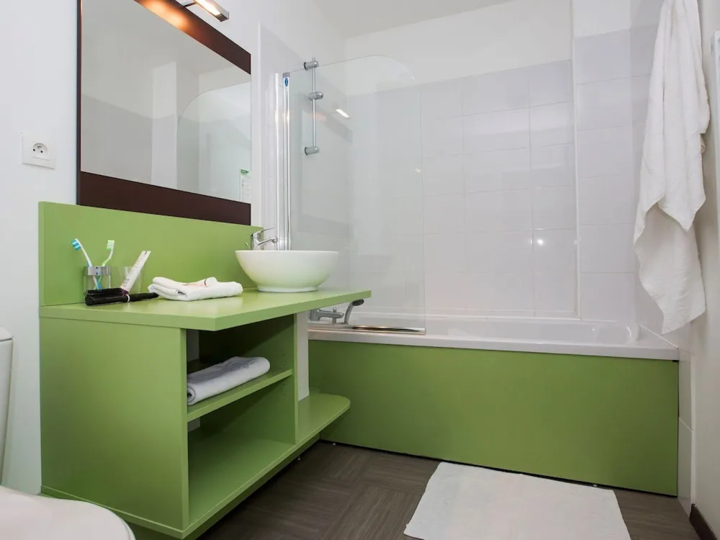 Well-kept Apartment in a Pleasant Town in the Provençe