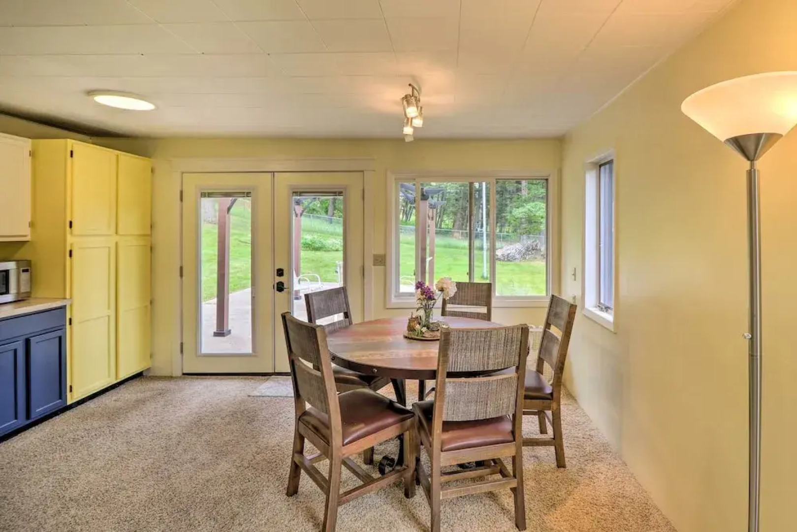 Columbia Falls Home: 14 Mi to Glacier Natl Park!